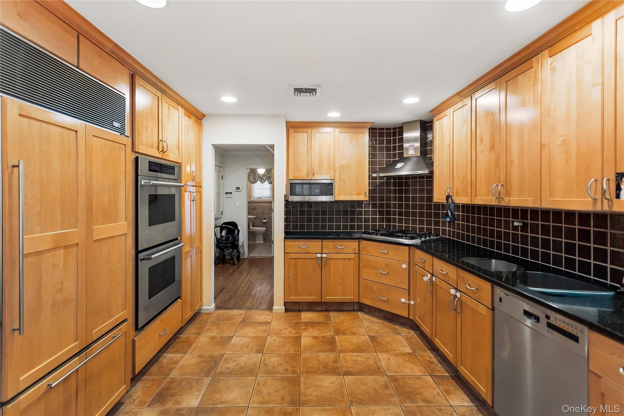 203 Regent Drive – For Sale photo 11