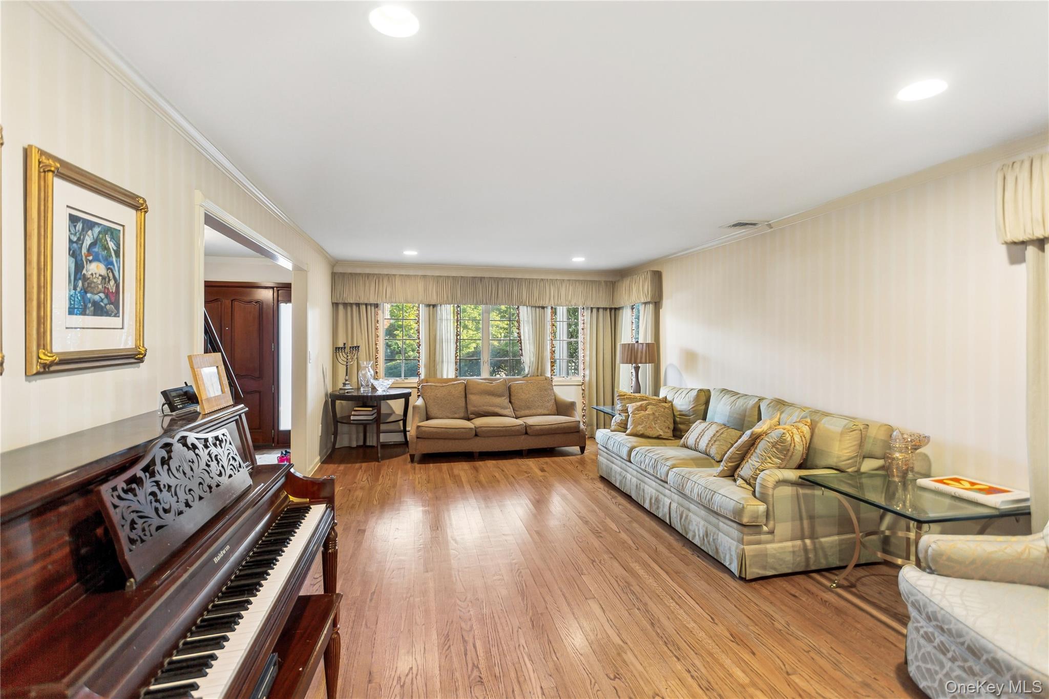203 Regent Drive – For Sale photo 7