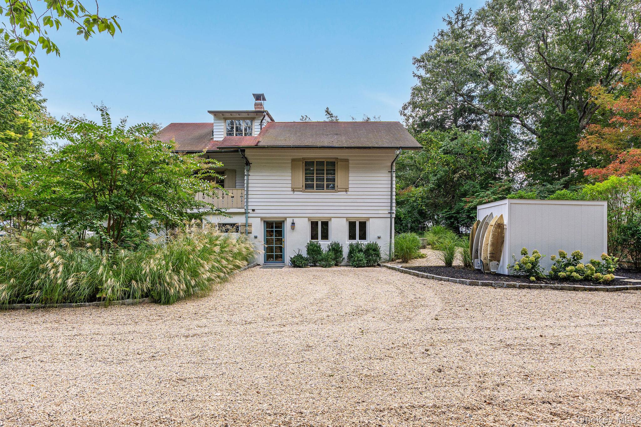 61 Hill Street East – For Sale photo 2