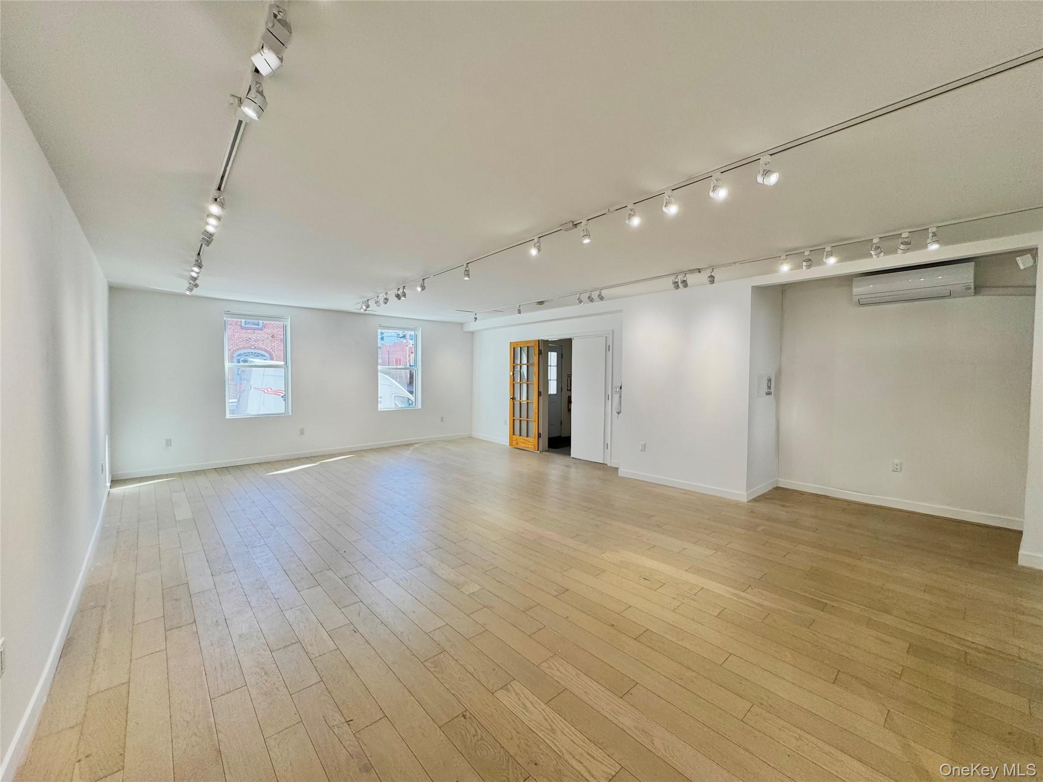 453 Main Street – For Sale photo 4