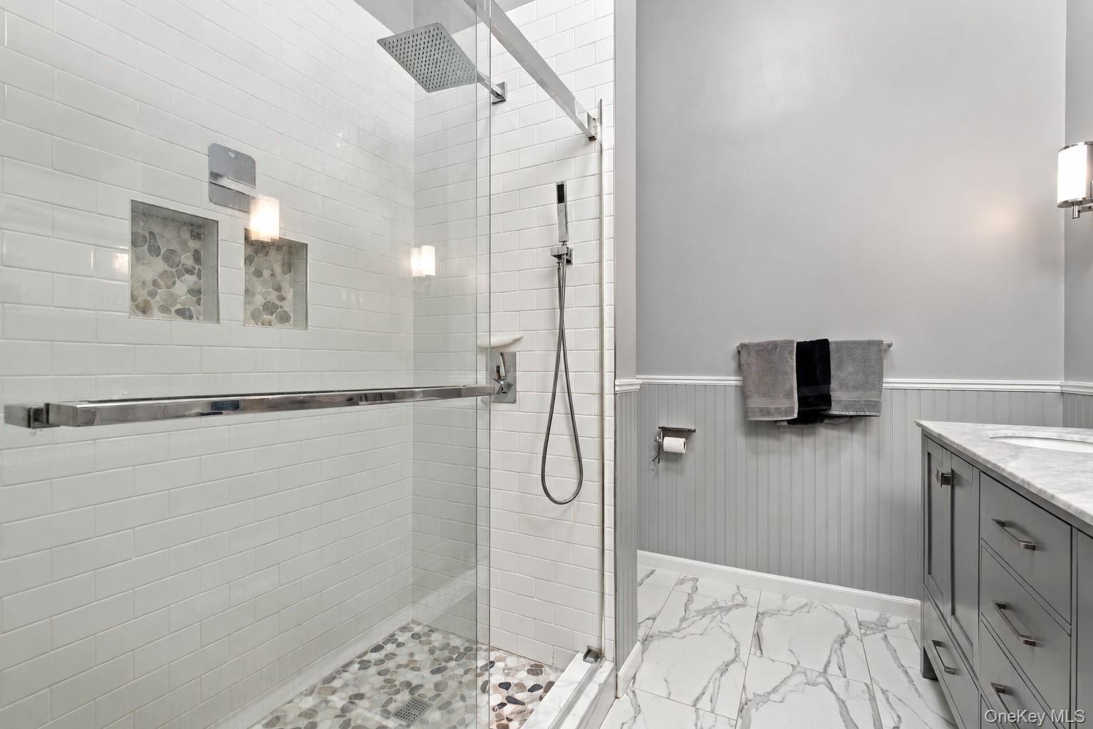 22 Village Green – For Sale photo 16