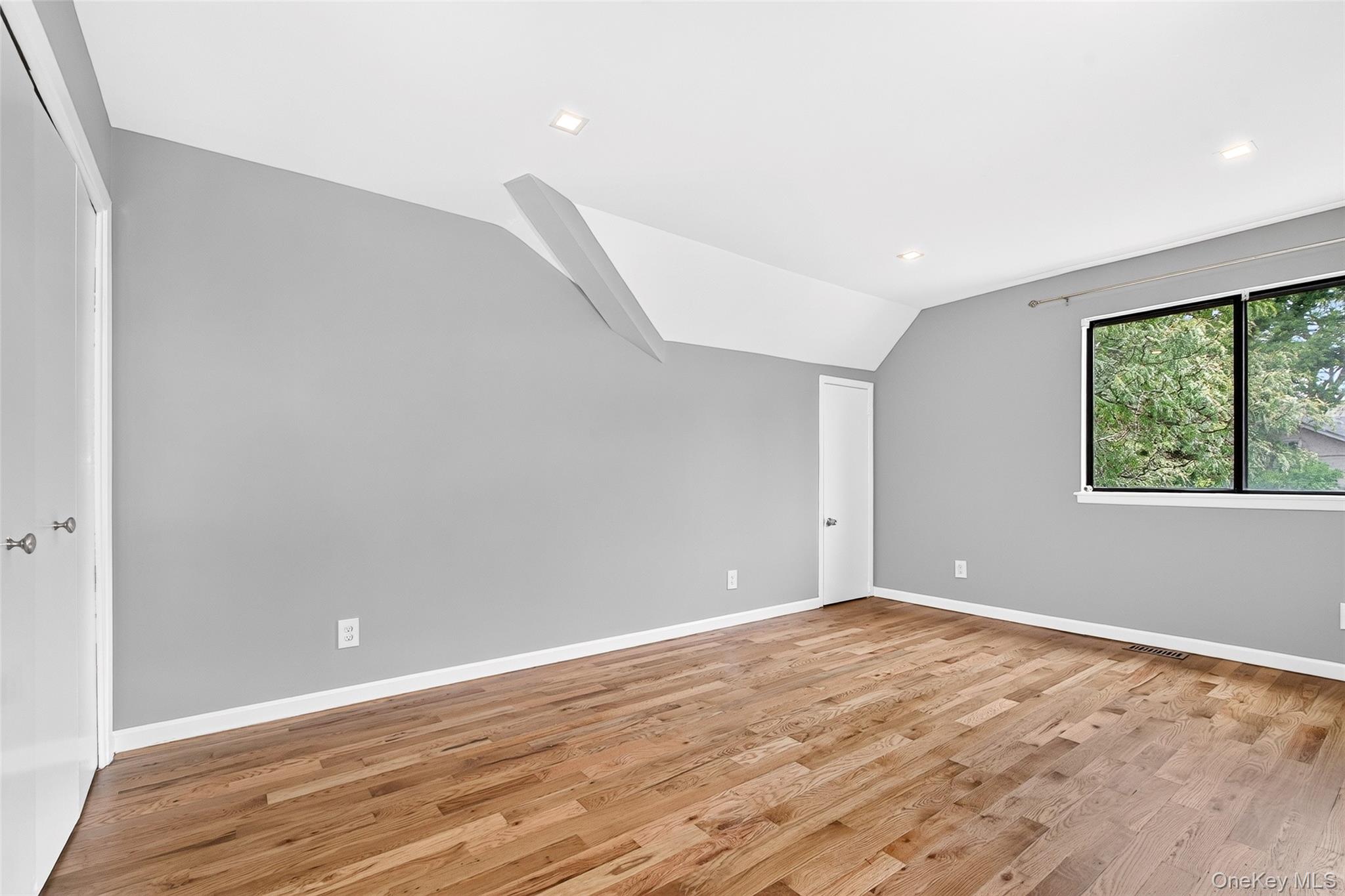 77 Waters Edge – For Rent photo 18