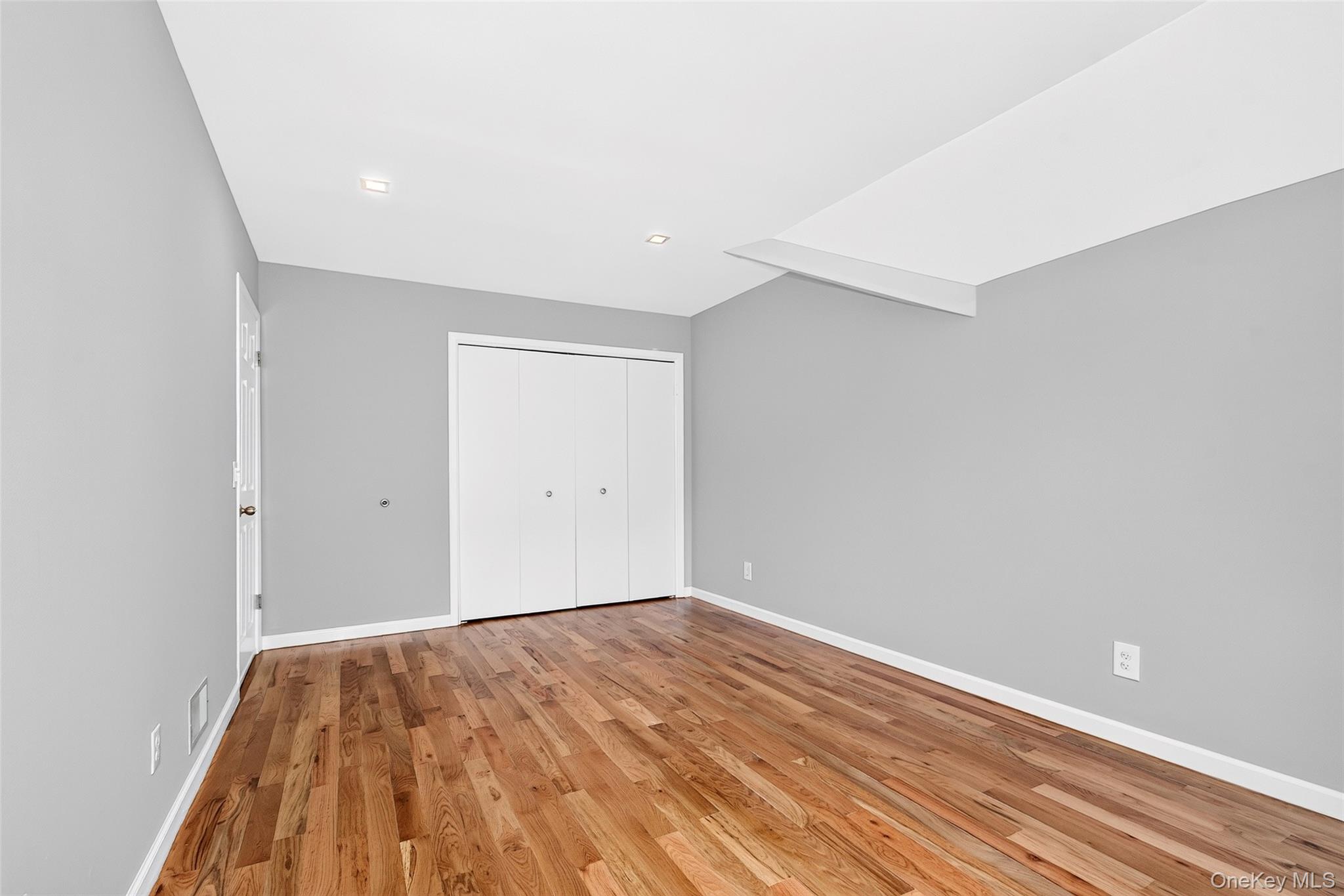 77 Waters Edge – For Rent photo 20
