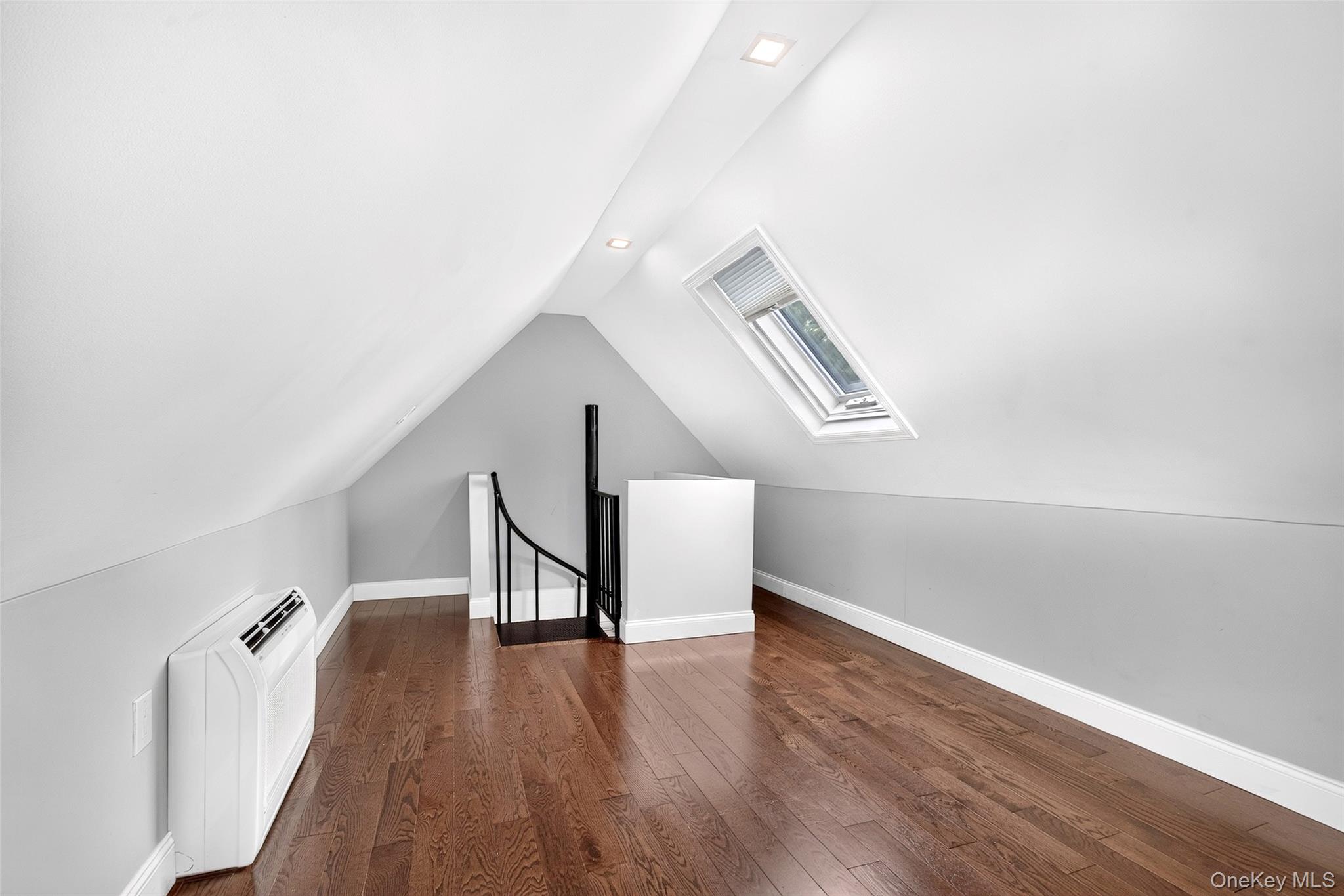 77 Waters Edge – For Rent photo 27