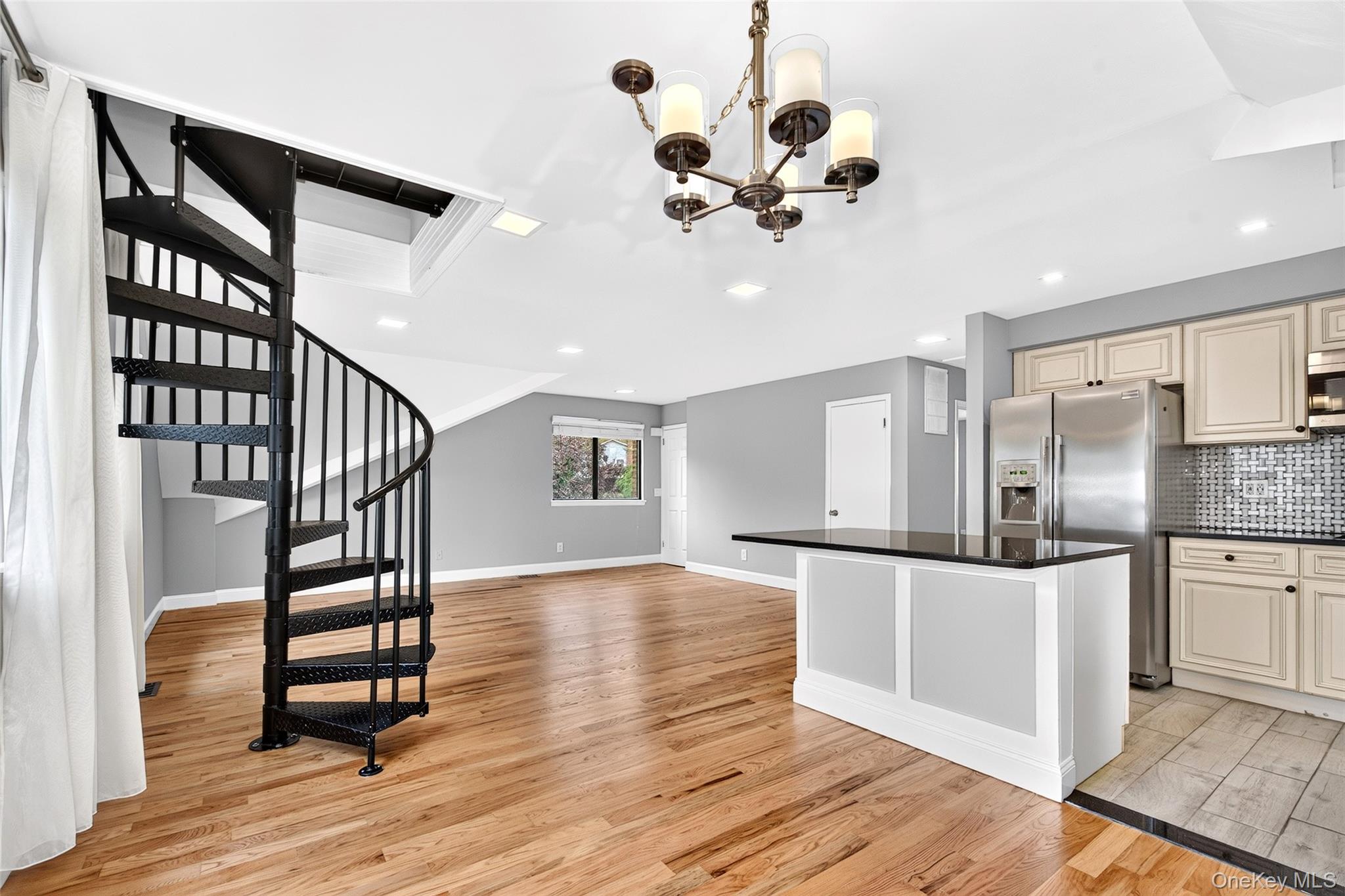 77 Waters Edge – For Rent photo 11