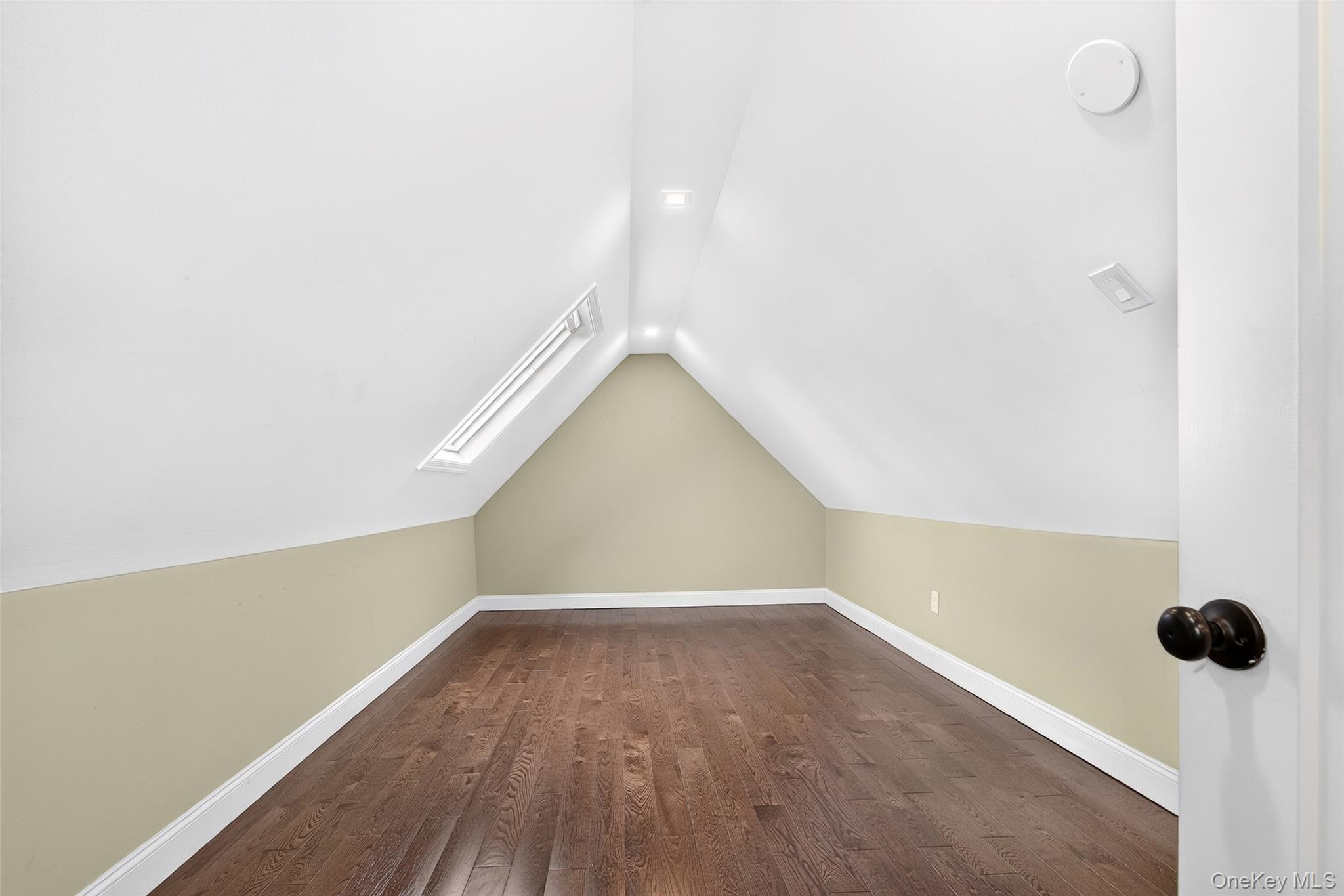 77 Waters Edge – For Rent photo 30