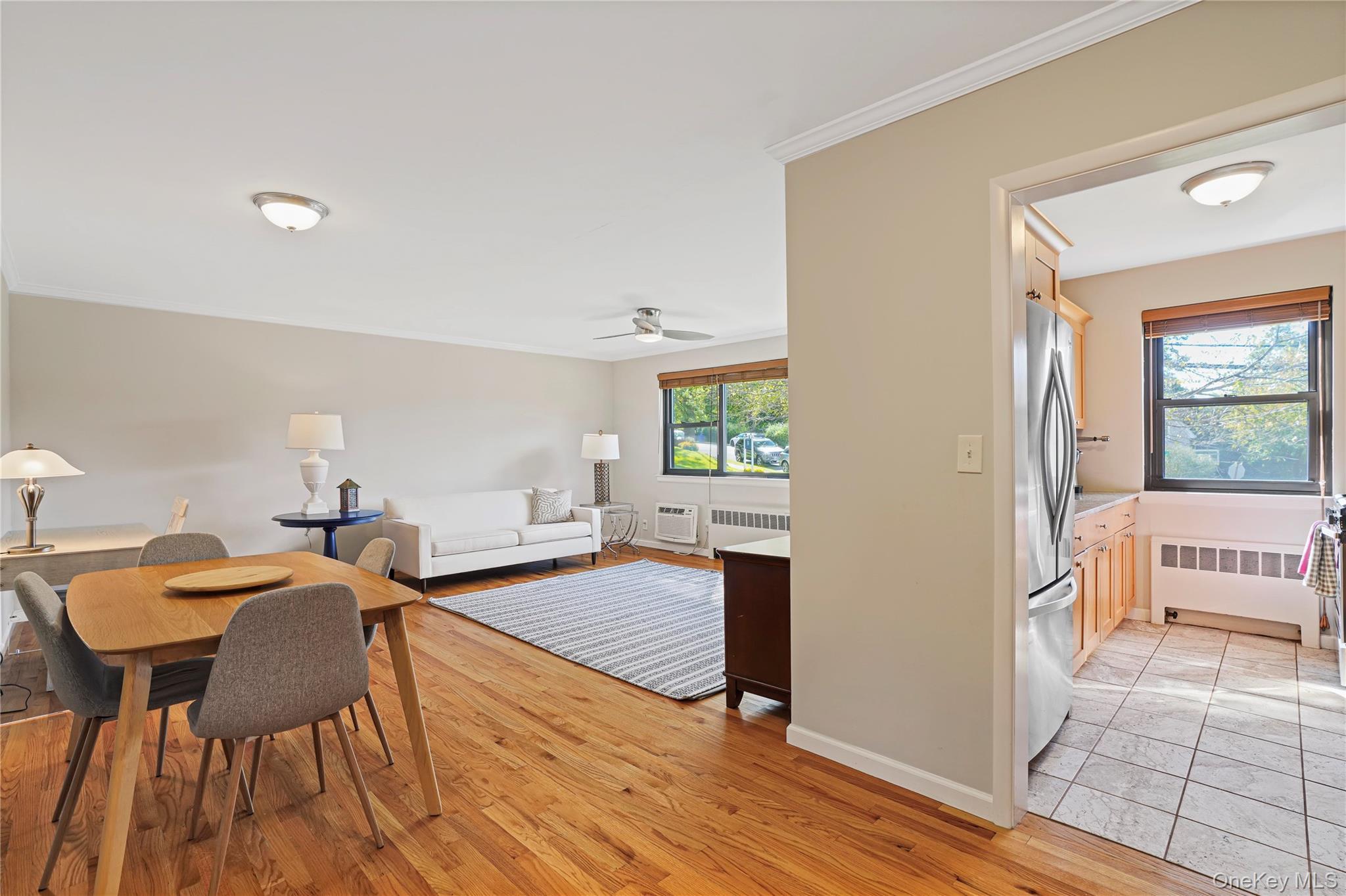 125 Beacon Hill Drive, Unit F-11 photo 6