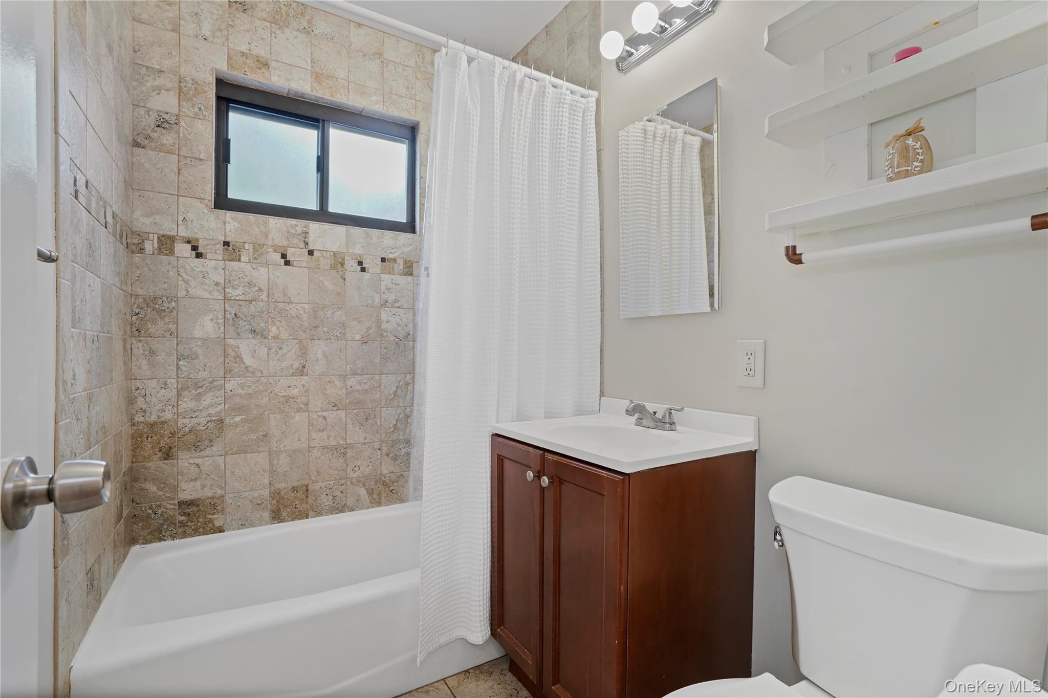 125 Beacon Hill Drive, Unit F-11 photo 14