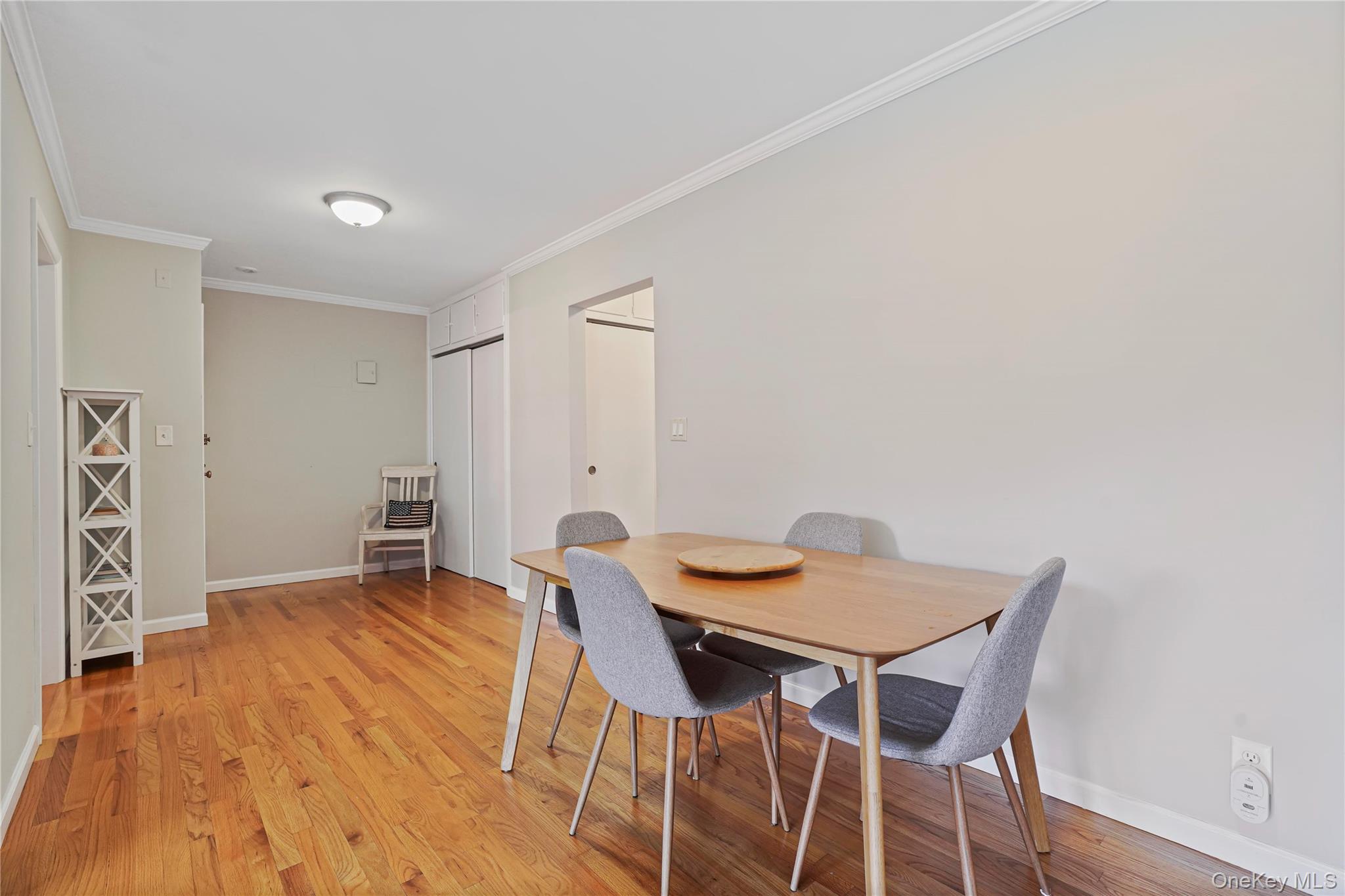 125 Beacon Hill Drive, Unit F-11 photo 7