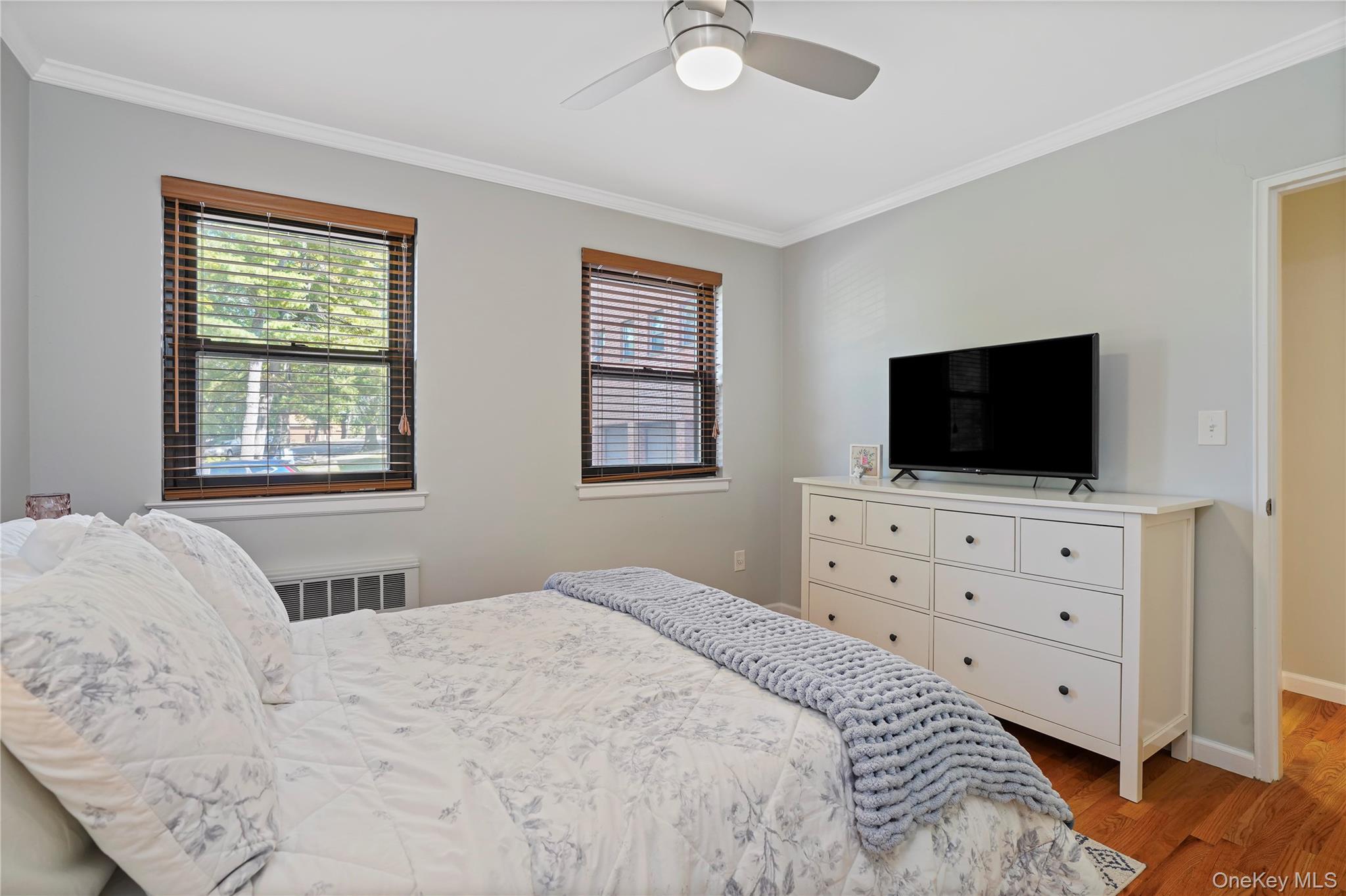 125 Beacon Hill Drive, Unit F-11 photo 13