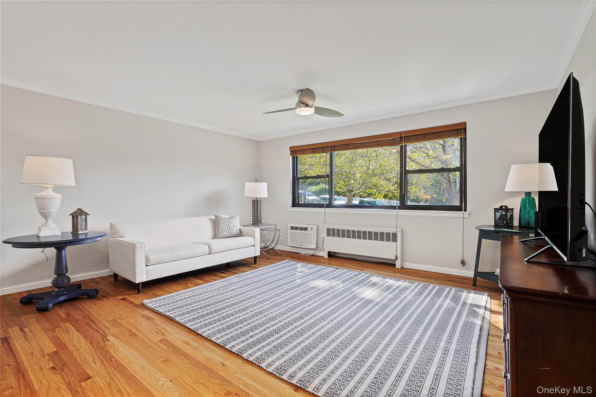 125 Beacon Hill Drive, Unit F-11 photo 8