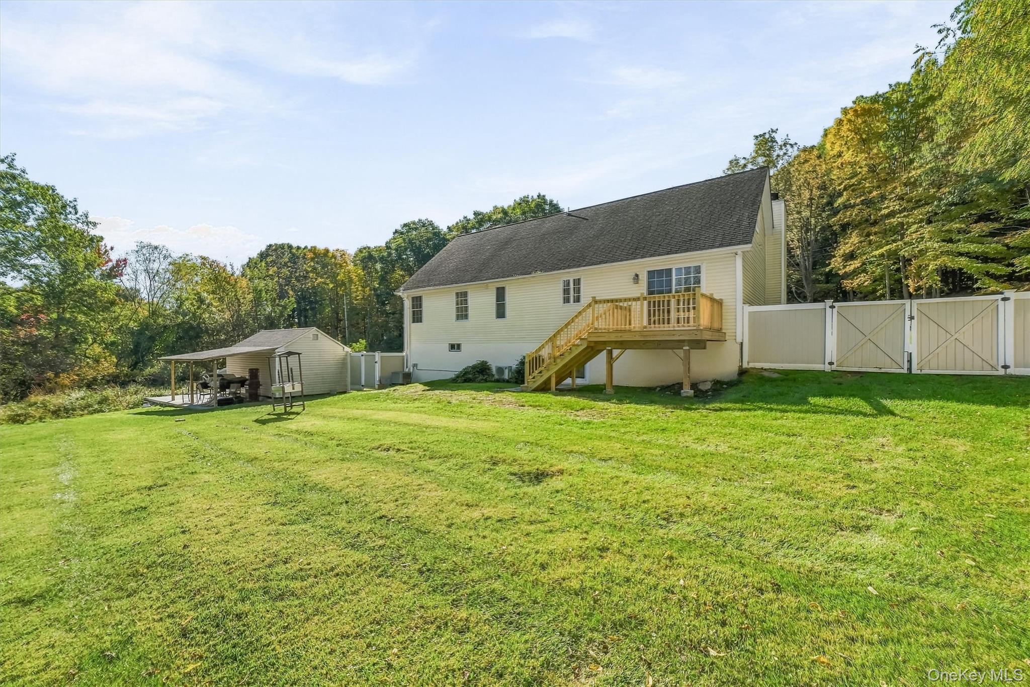 46 Leslie Road – For Sale photo 32