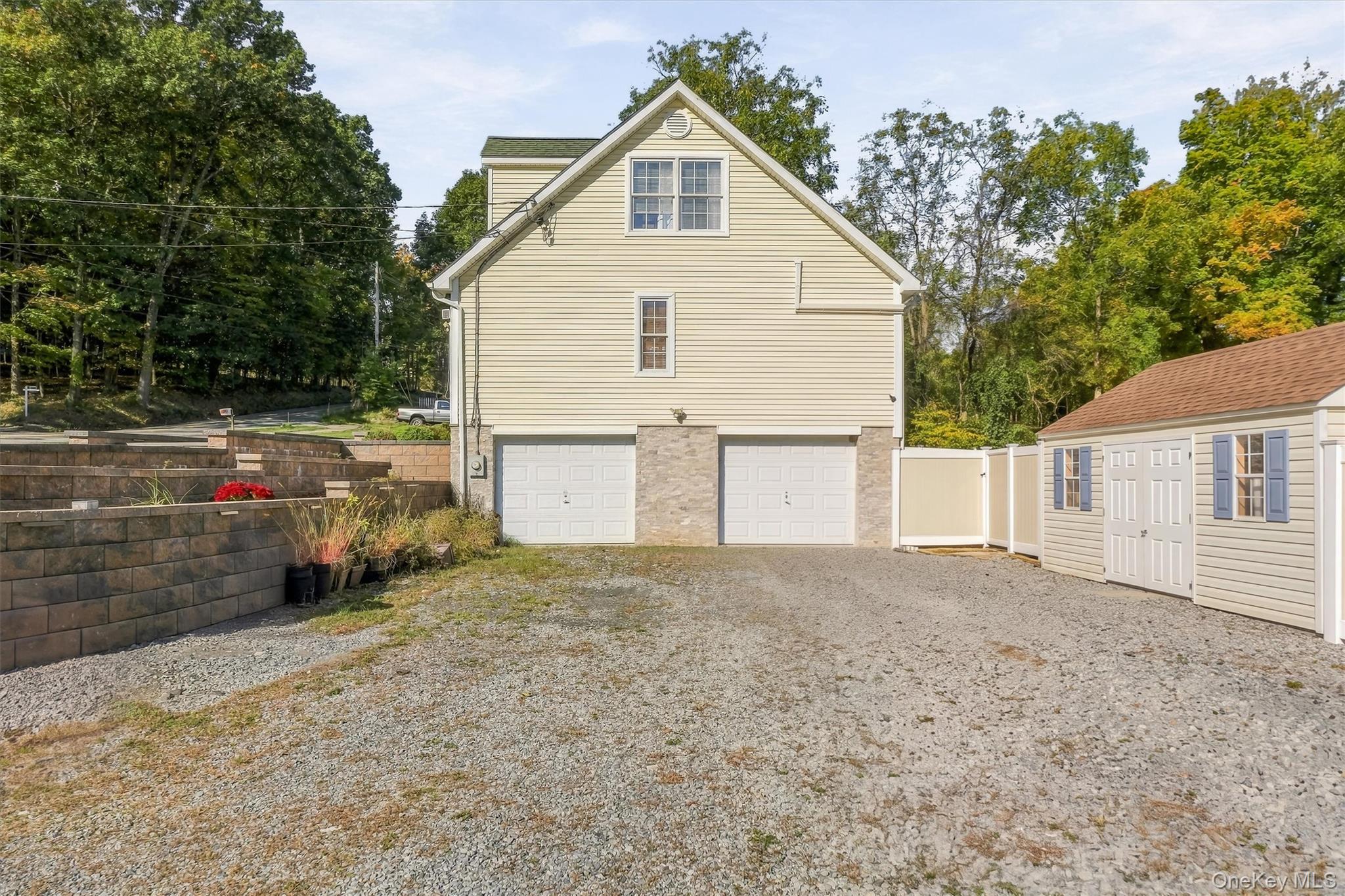 46 Leslie Road – For Sale photo 3
