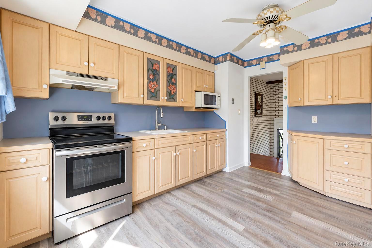 286 W 13th Street – For Sale photo 12