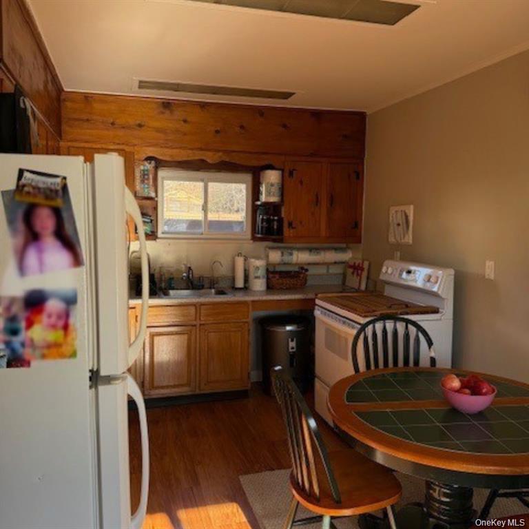 10 Front Street, Unit 1 photo 2
