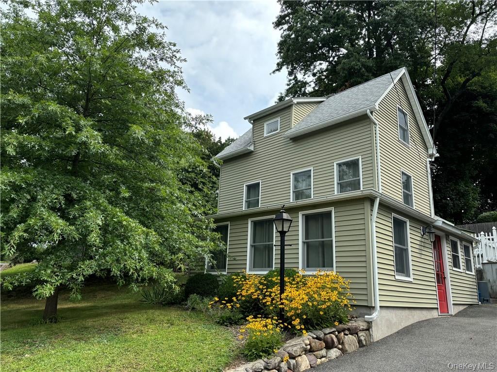 50 Railroad Avenue – For Sale