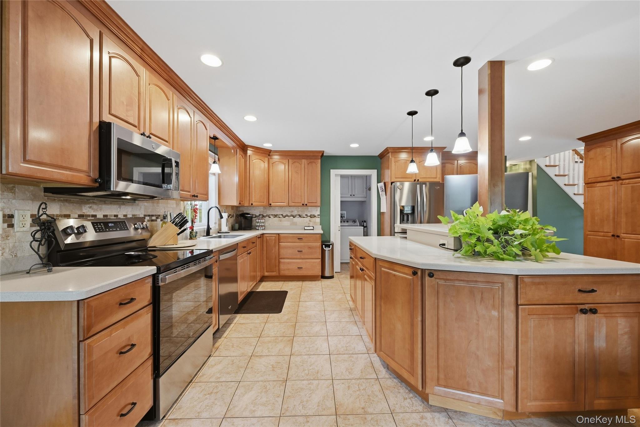 10 Albion Oval – For Sale photo 3