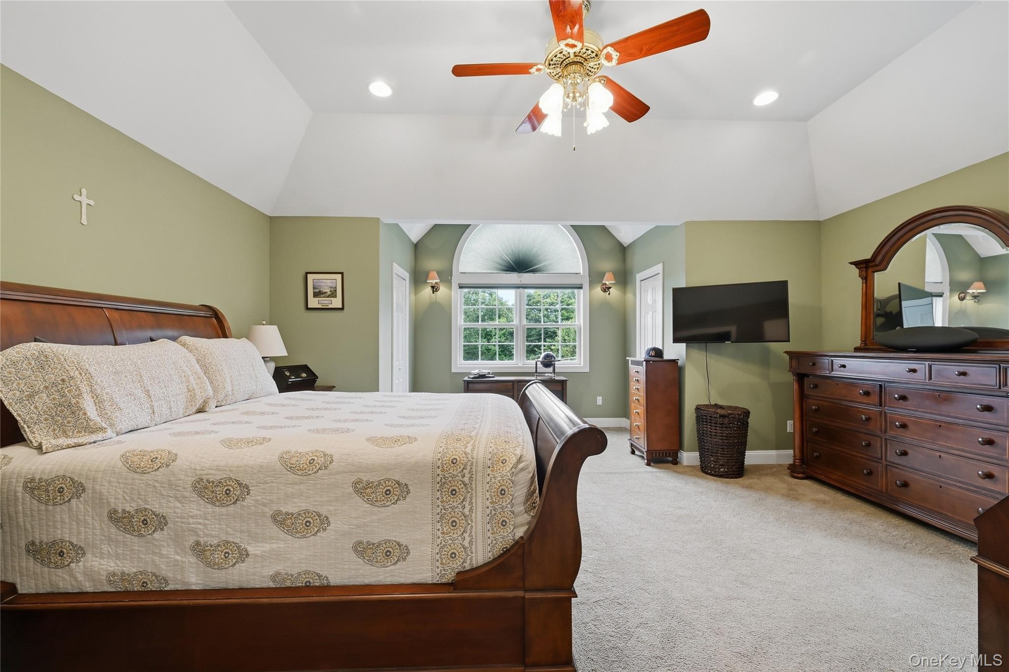 10 Albion Oval – For Sale photo 13