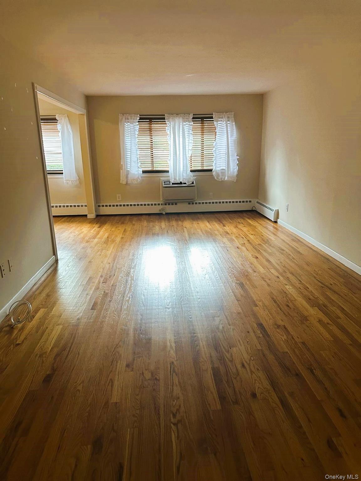 1 W Lawrence Park Drive, Unit 3 photo 2