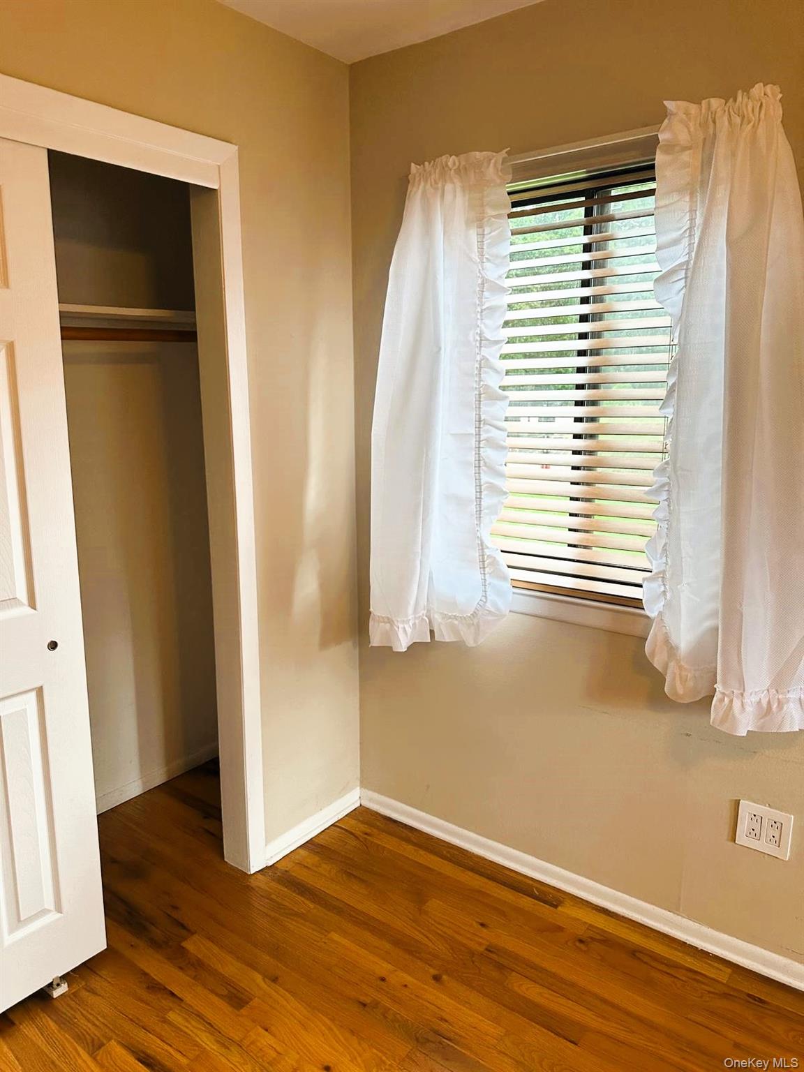 1 W Lawrence Park Drive, Unit 3 photo 6