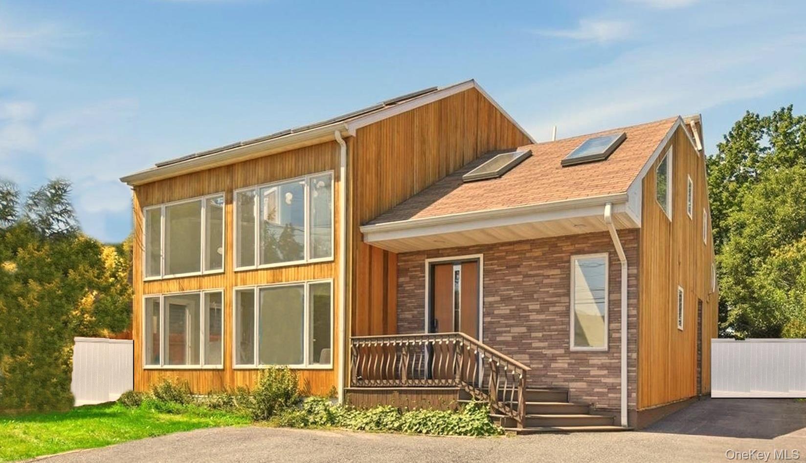 308 5th Avenue – For Sale