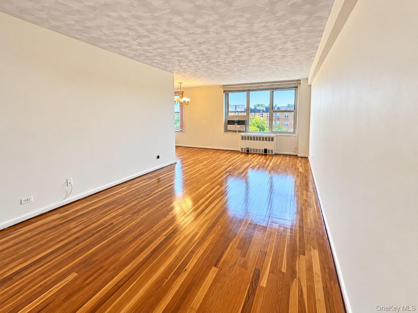 209-15 18th Avenue, Unit 6F photo 5