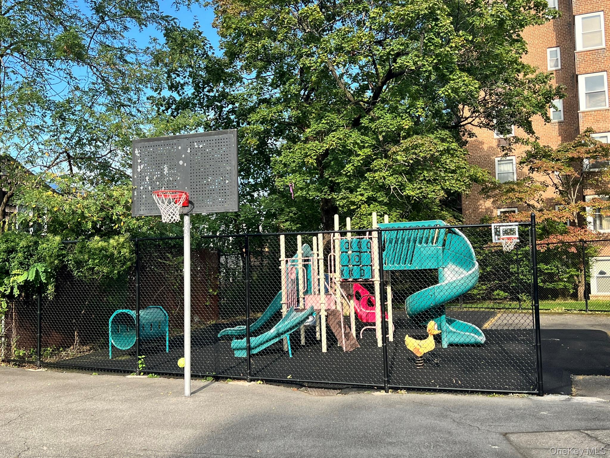 209-15 18th Avenue, Unit 6F photo 29