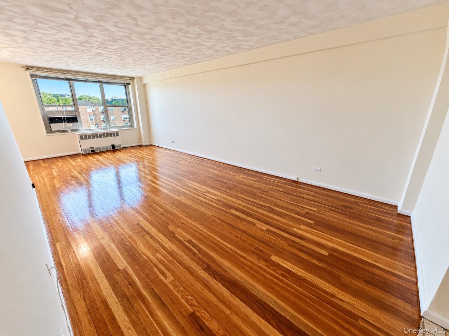 209-15 18th Avenue, Unit 6F photo 8