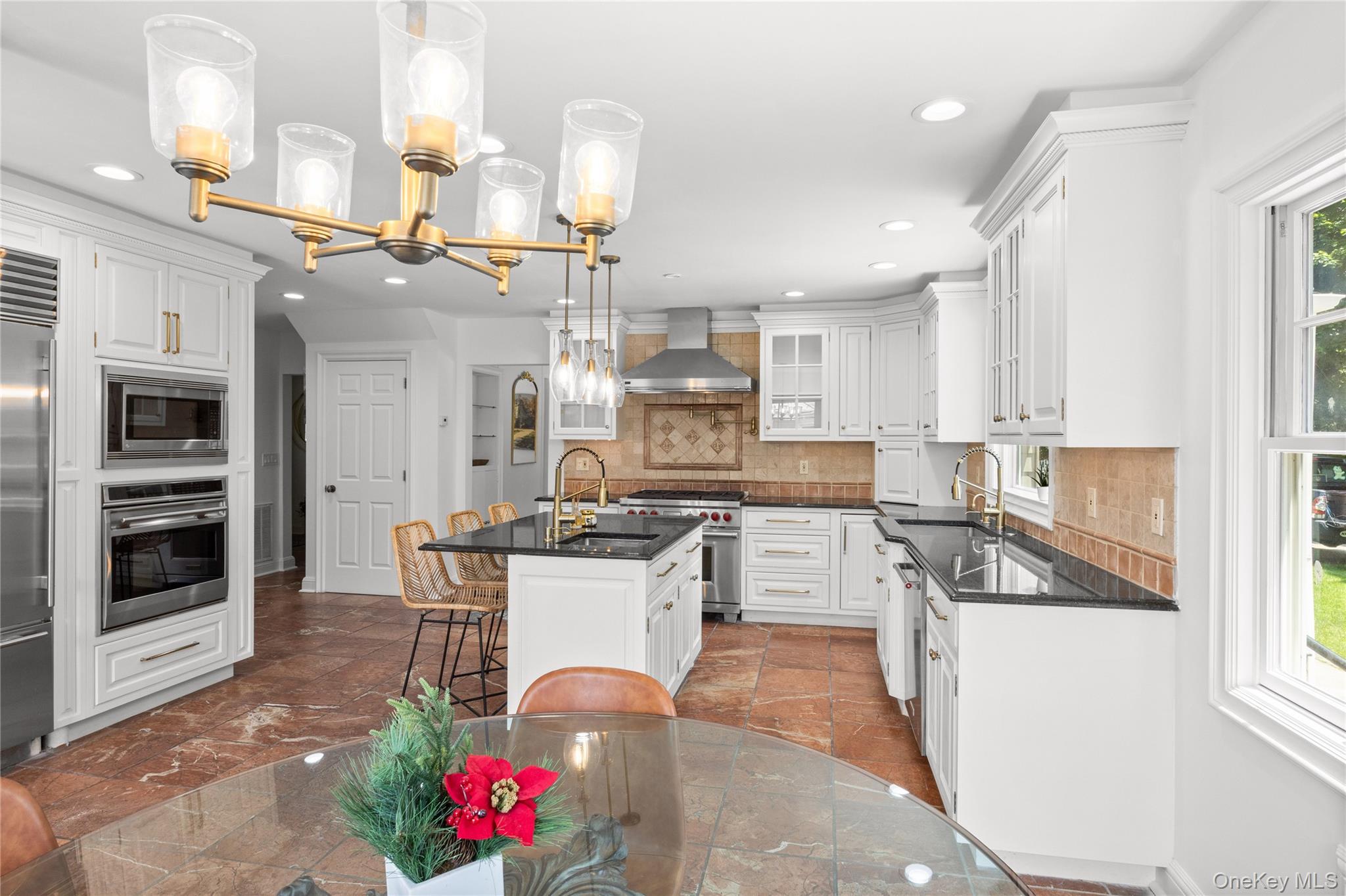 467 Hempstead Ave – For Rent photo 2