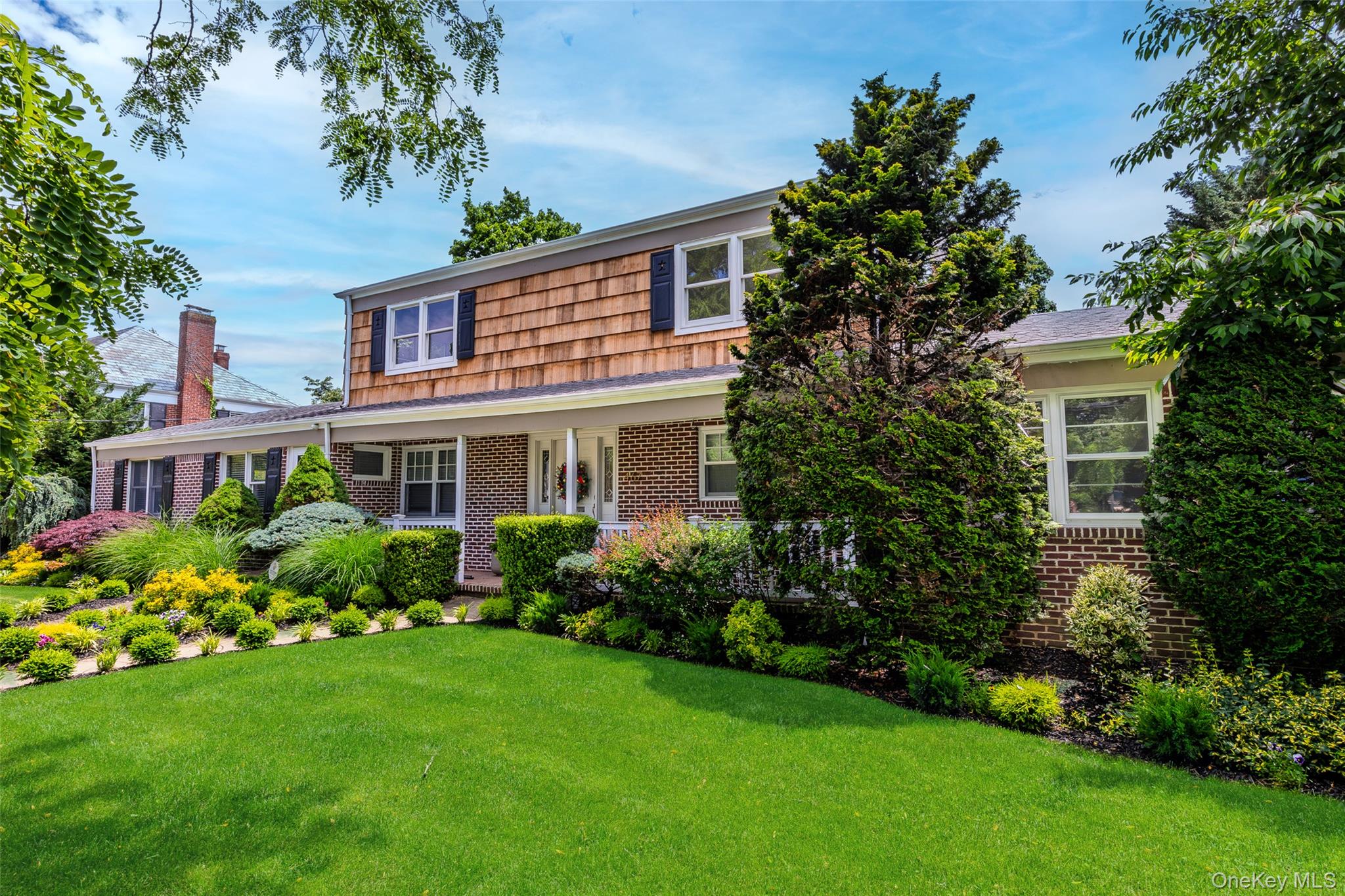 467 Hempstead Ave – For Rent