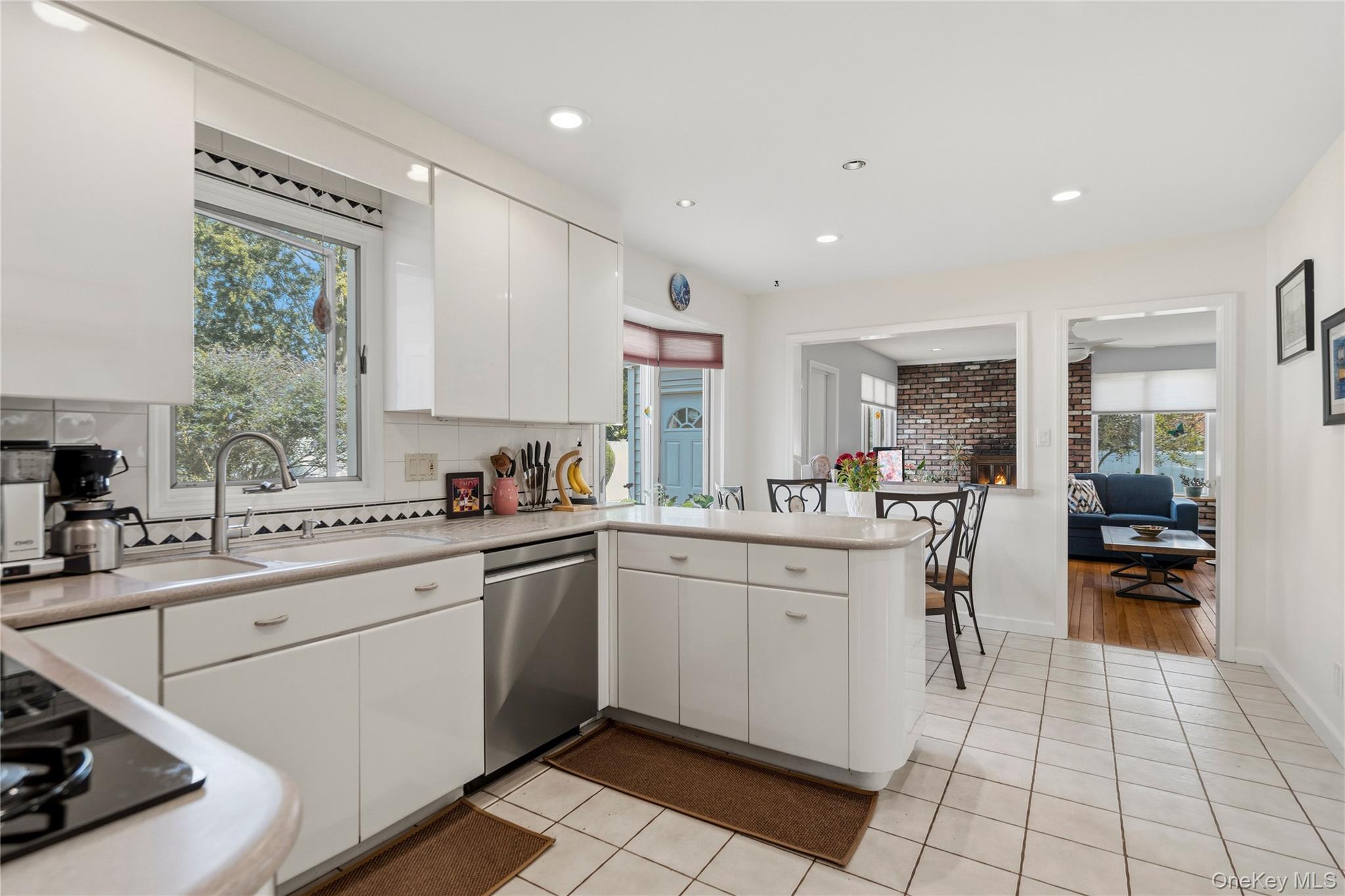 2 Amherst Place – For Sale photo 13