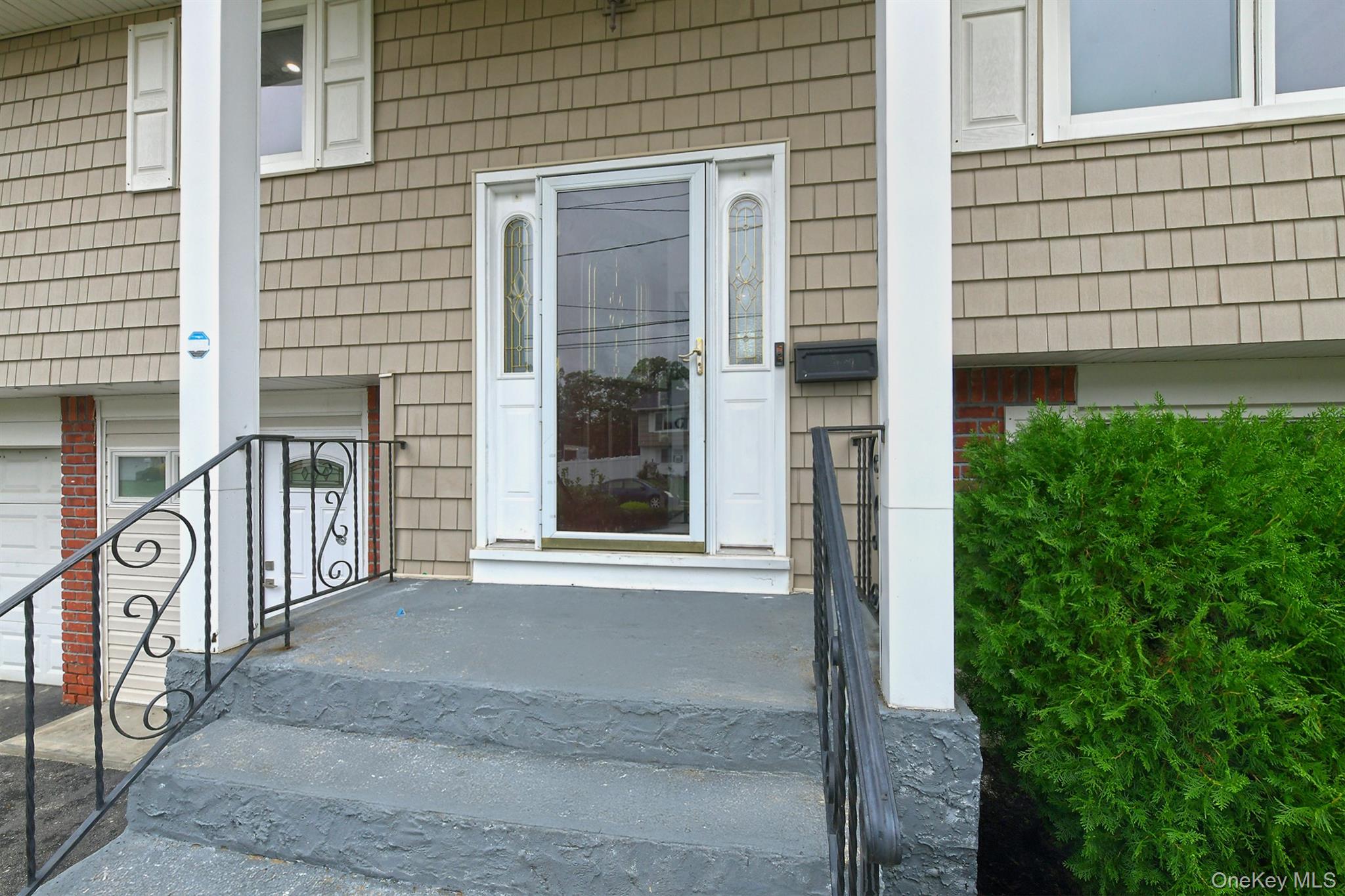 105 N Lewis Avenue – For Sale photo 6