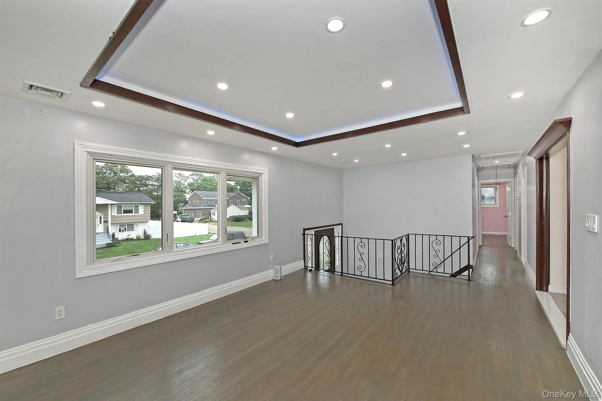 105 N Lewis Avenue – For Sale photo 11