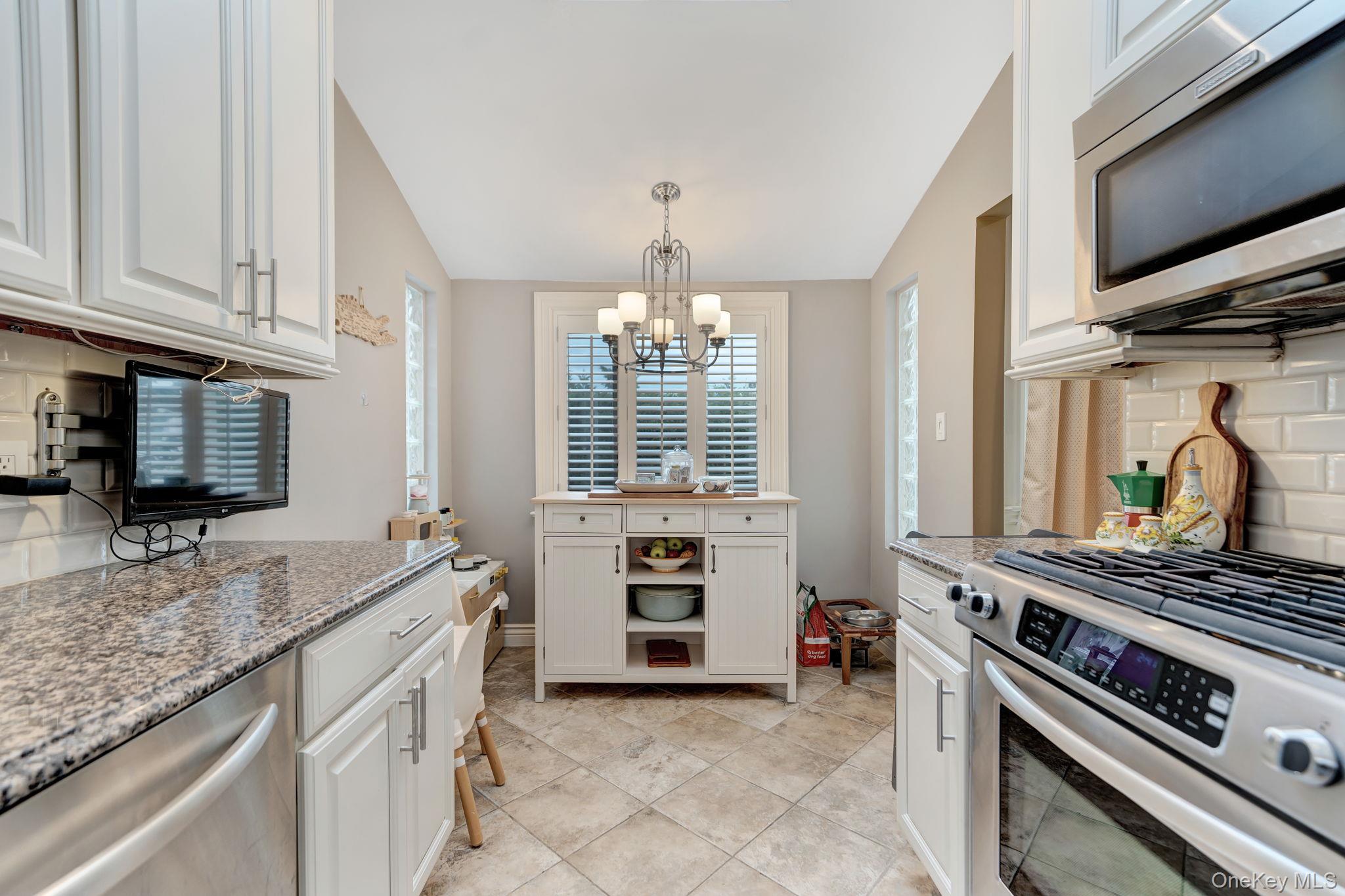 2817 Riverside Drive – For Sale photo 18
