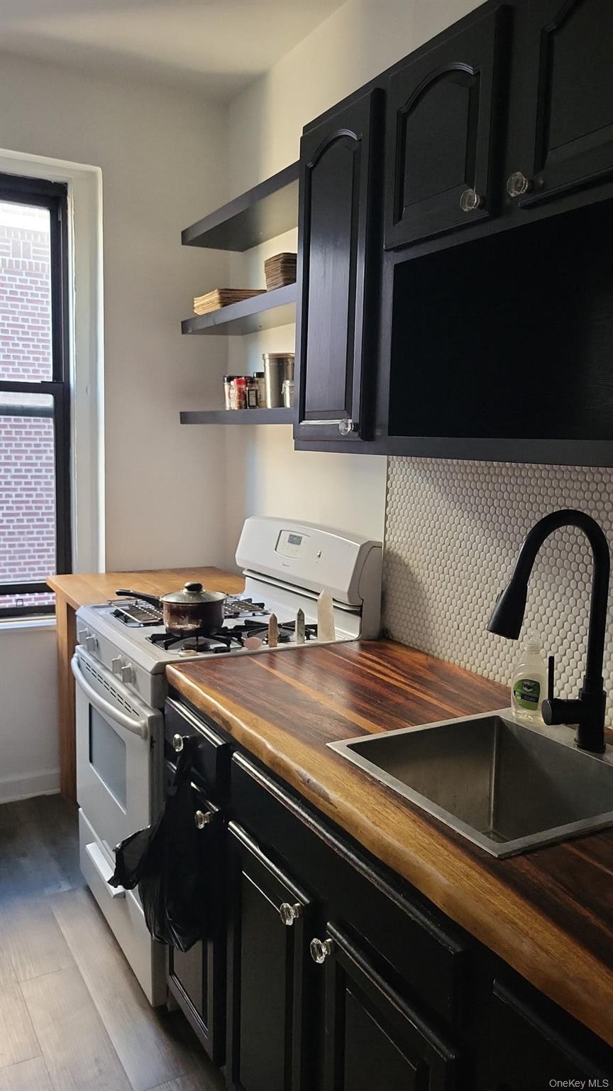 1974 Lafontaine Avenue, Unit 4E photo 15