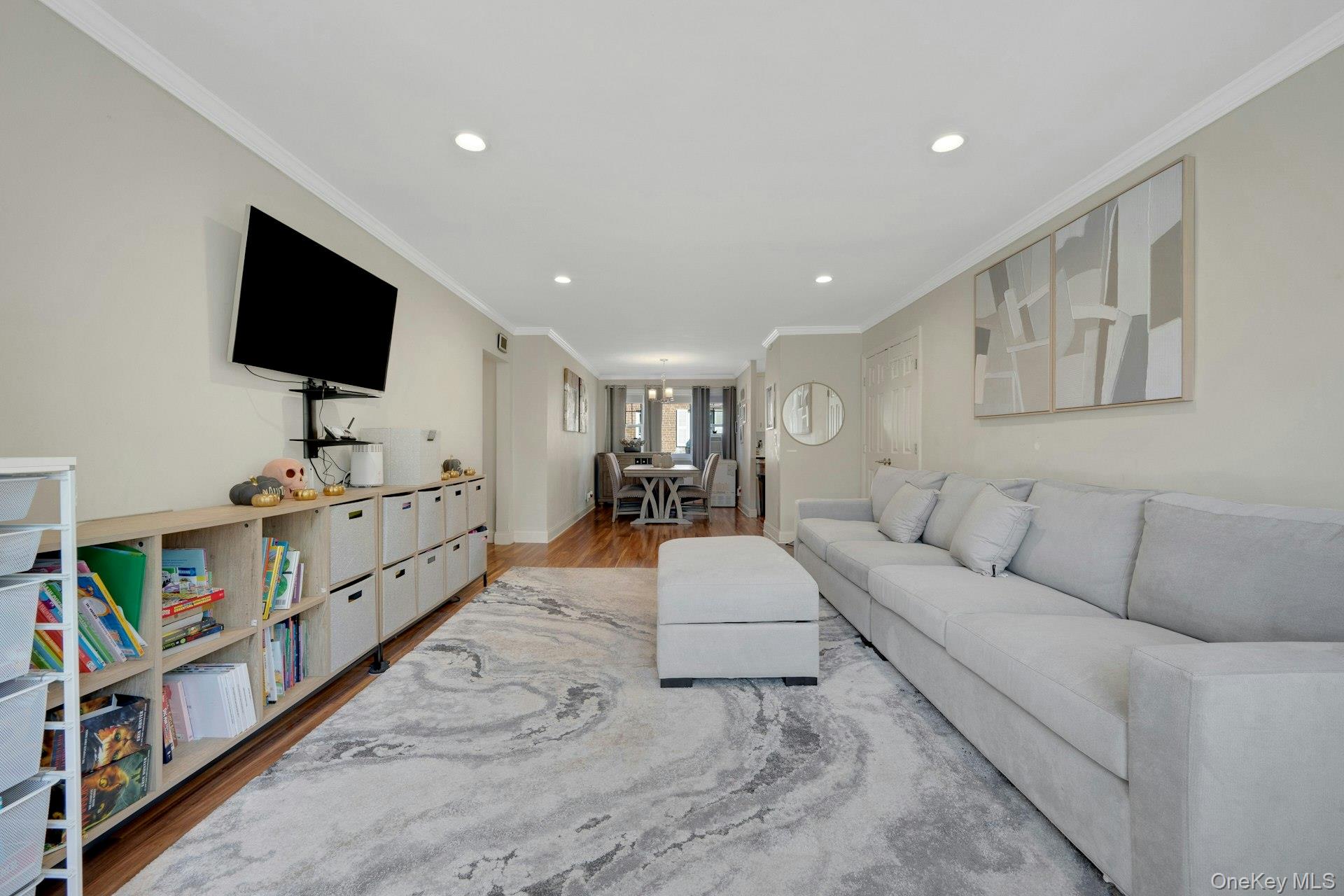 11 Westview Avenue, Unit 1-1 photo 7