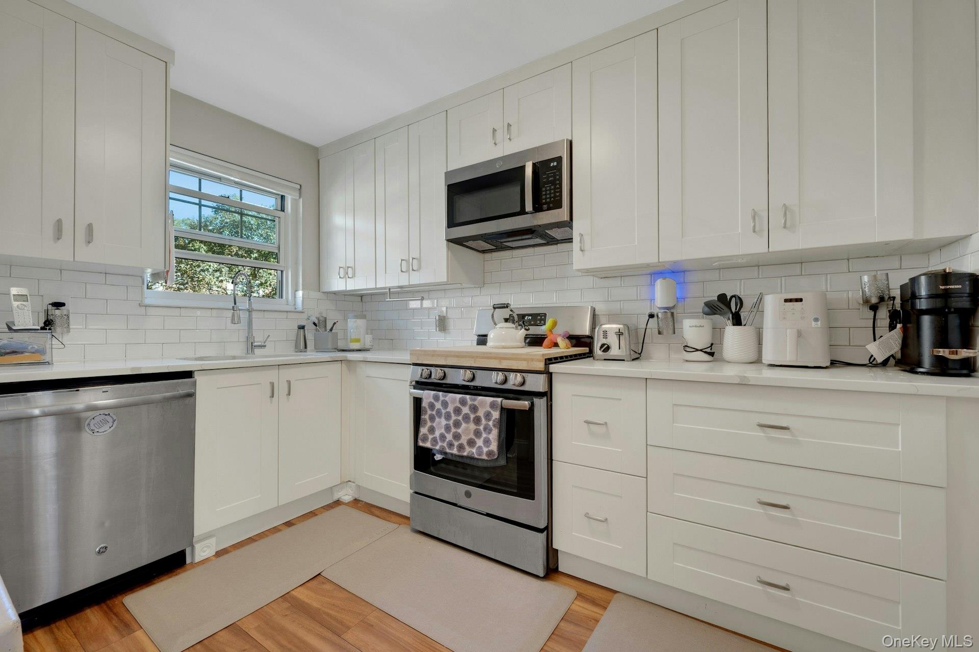 11 Westview Avenue, Unit 1-1 photo 11