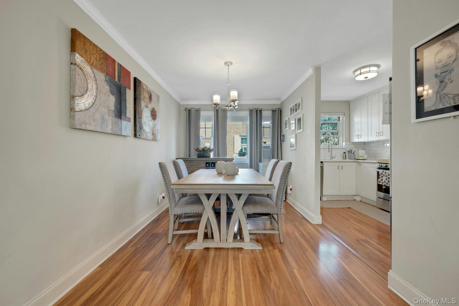 11 Westview Avenue, Unit 1-1 photo 9