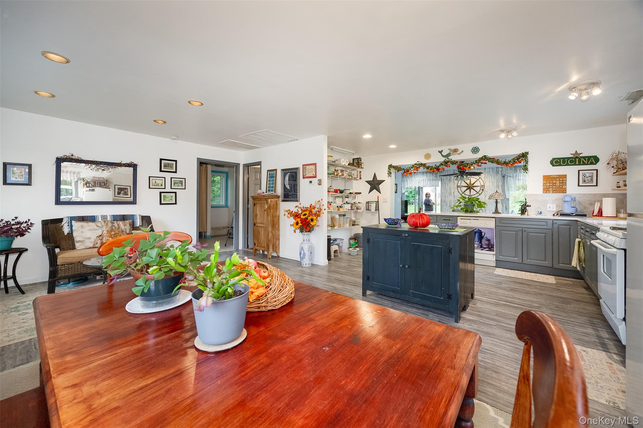 32 Fairview Road – For Sale photo 8