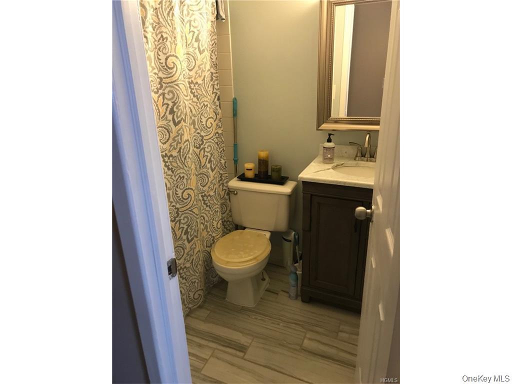 2226 Norton Avenue – For Sale photo 40