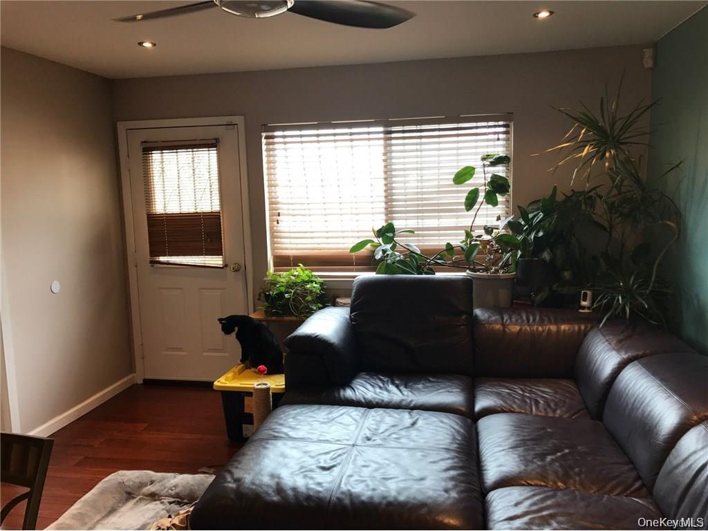 2226 Norton Avenue – For Sale photo 8