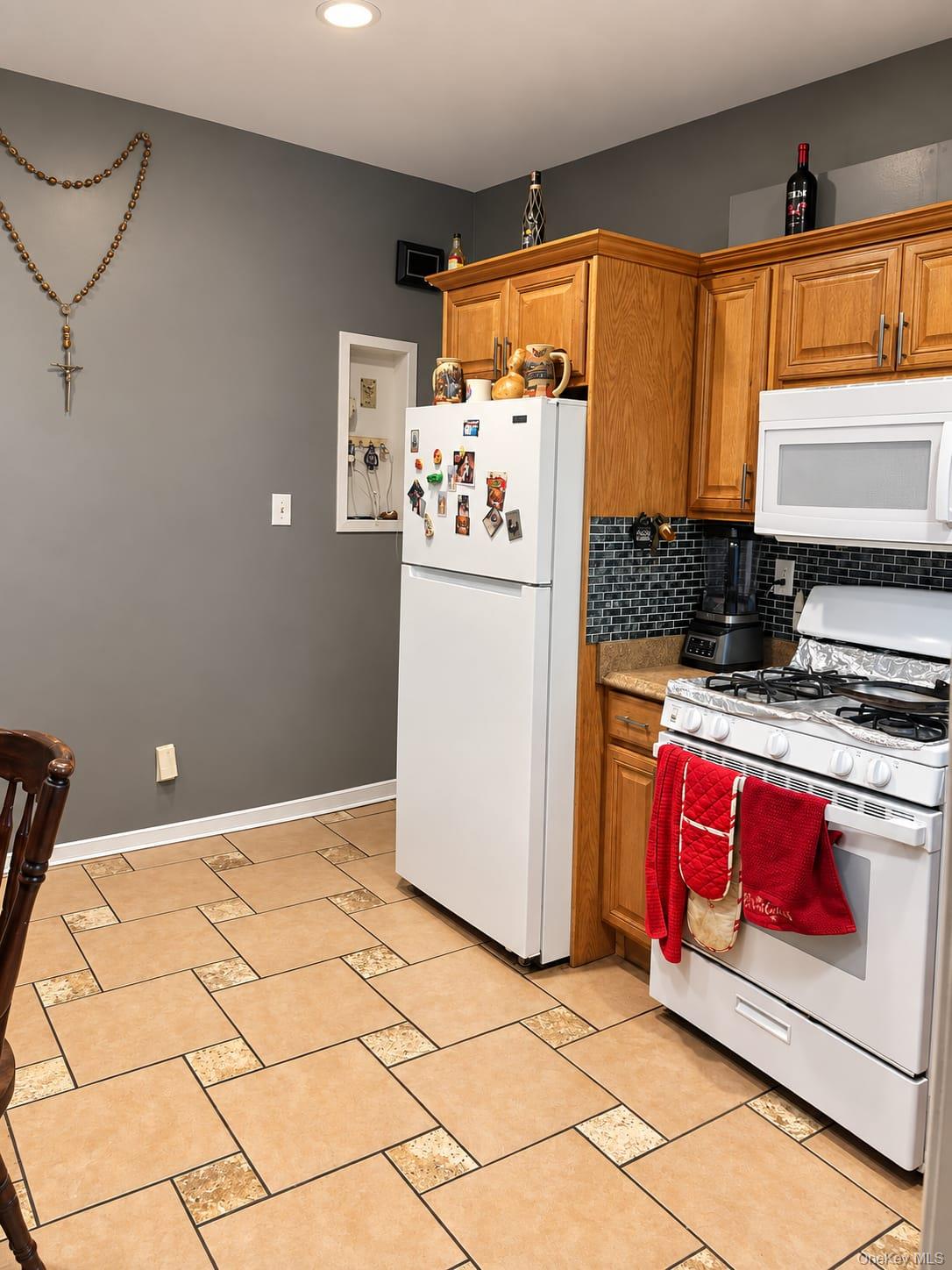 325 N Terrace Avenue – For Sale photo 2