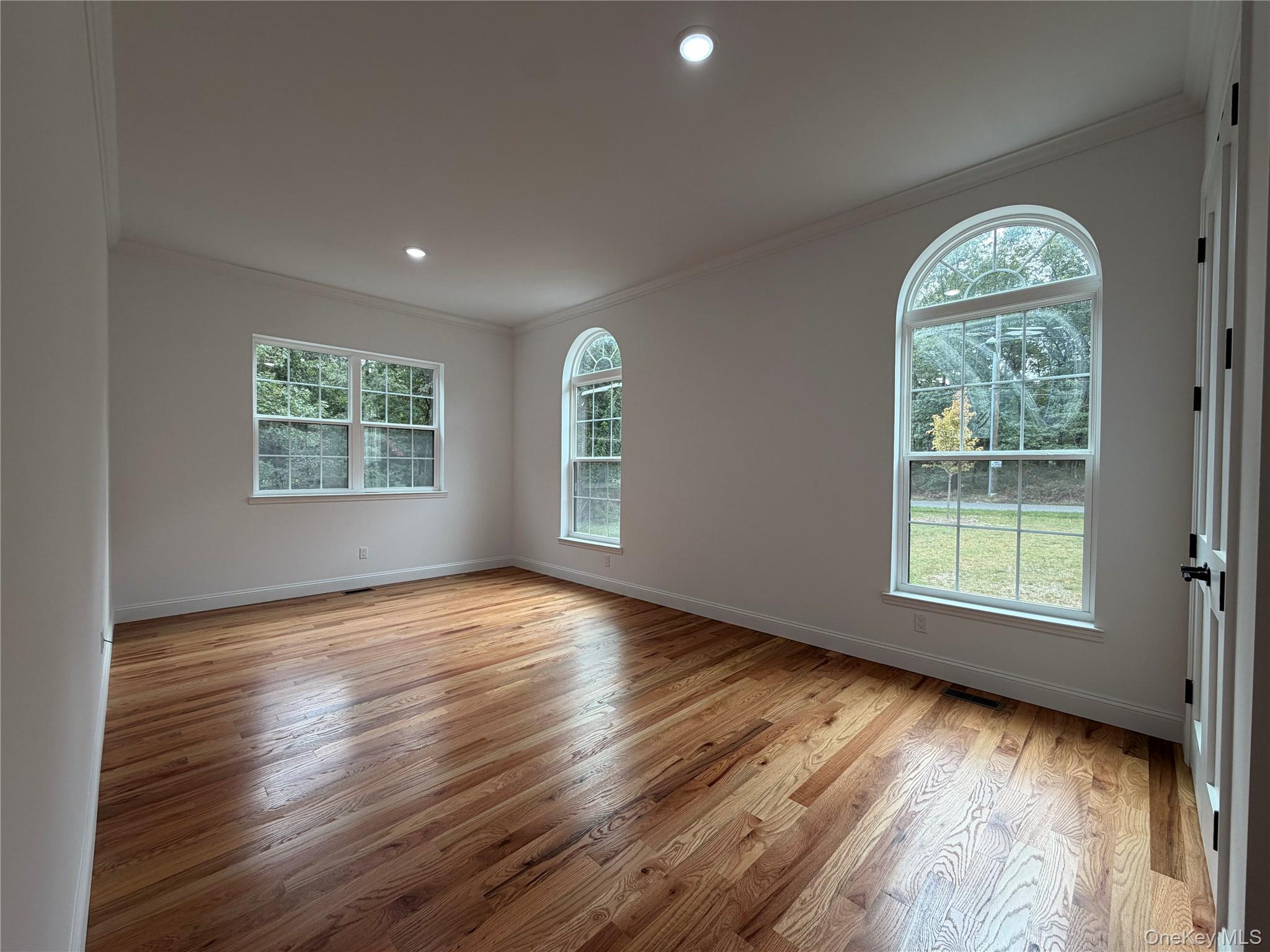 83 Milmay Avenue – For Rent photo 12