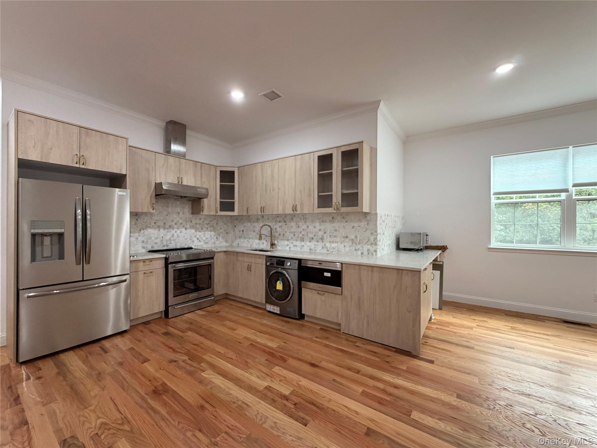 83 Milmay Avenue – For Rent