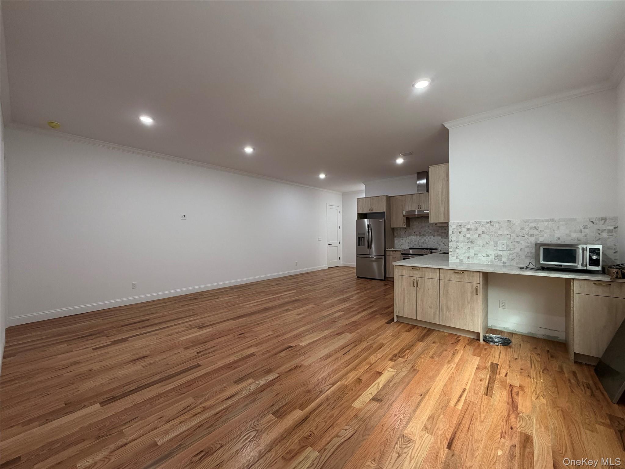 83 Milmay Avenue – For Rent photo 10