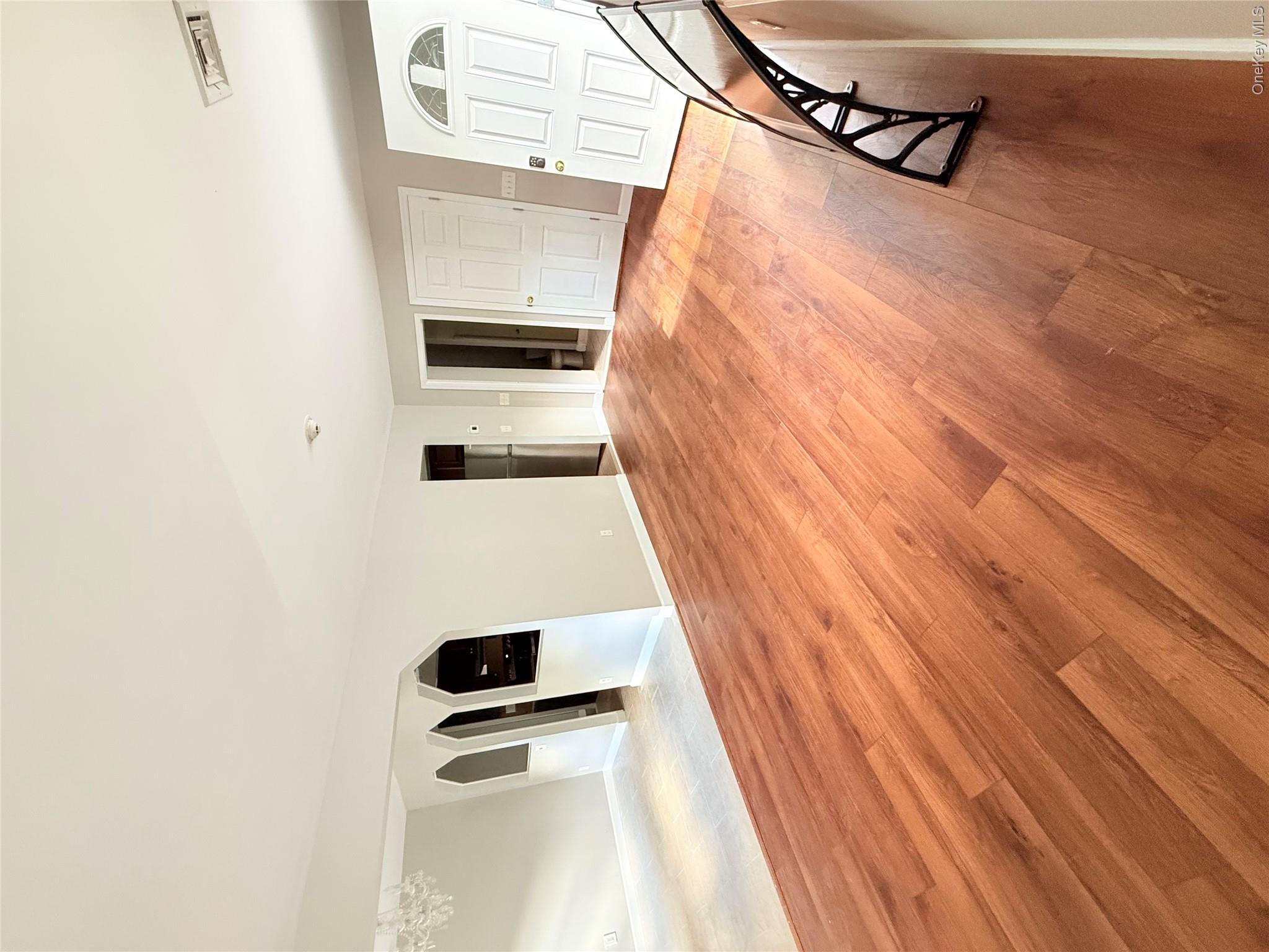 5000 Express Dr S – For Rent photo 3