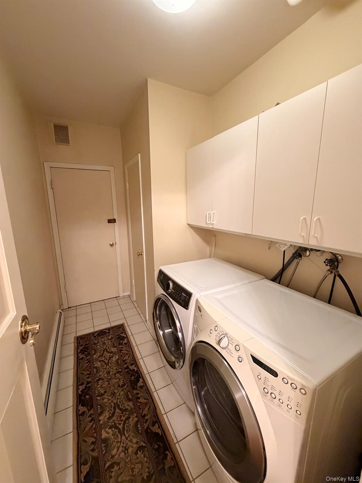 1 Somner Drive – For Rent photo 14