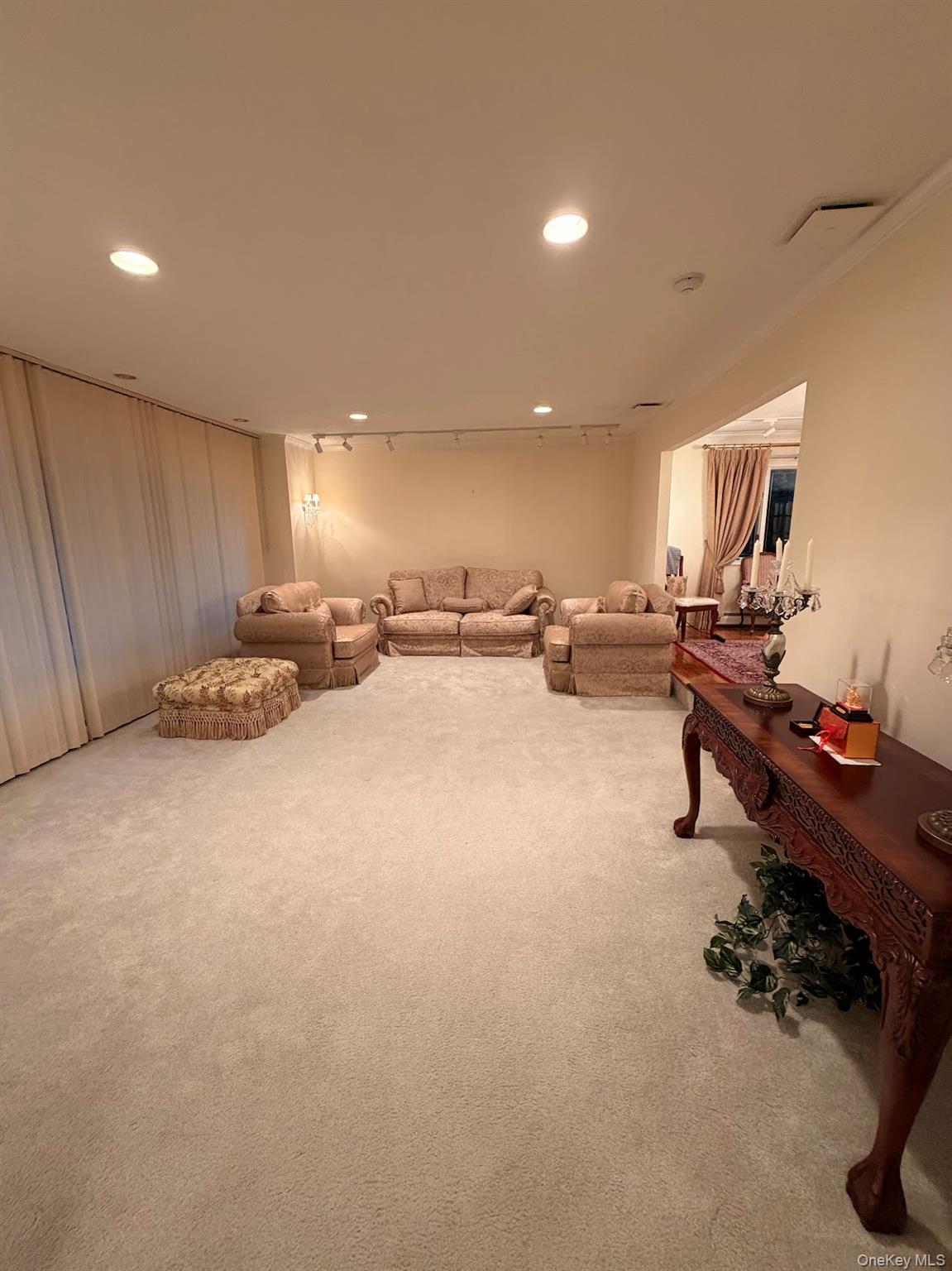 1 Somner Drive – For Rent photo 3
