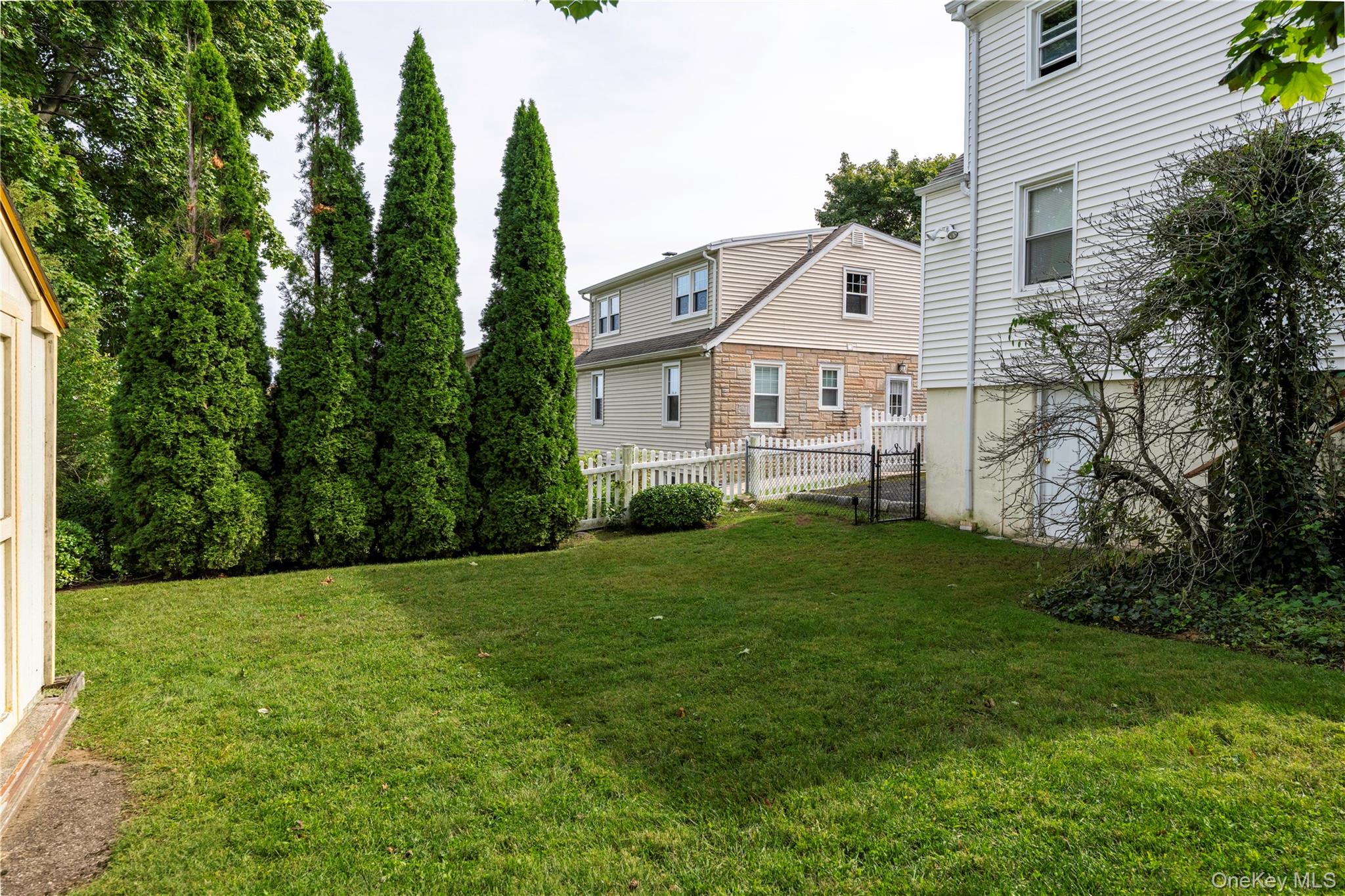 21 Annsville Trail – For Sale photo 28