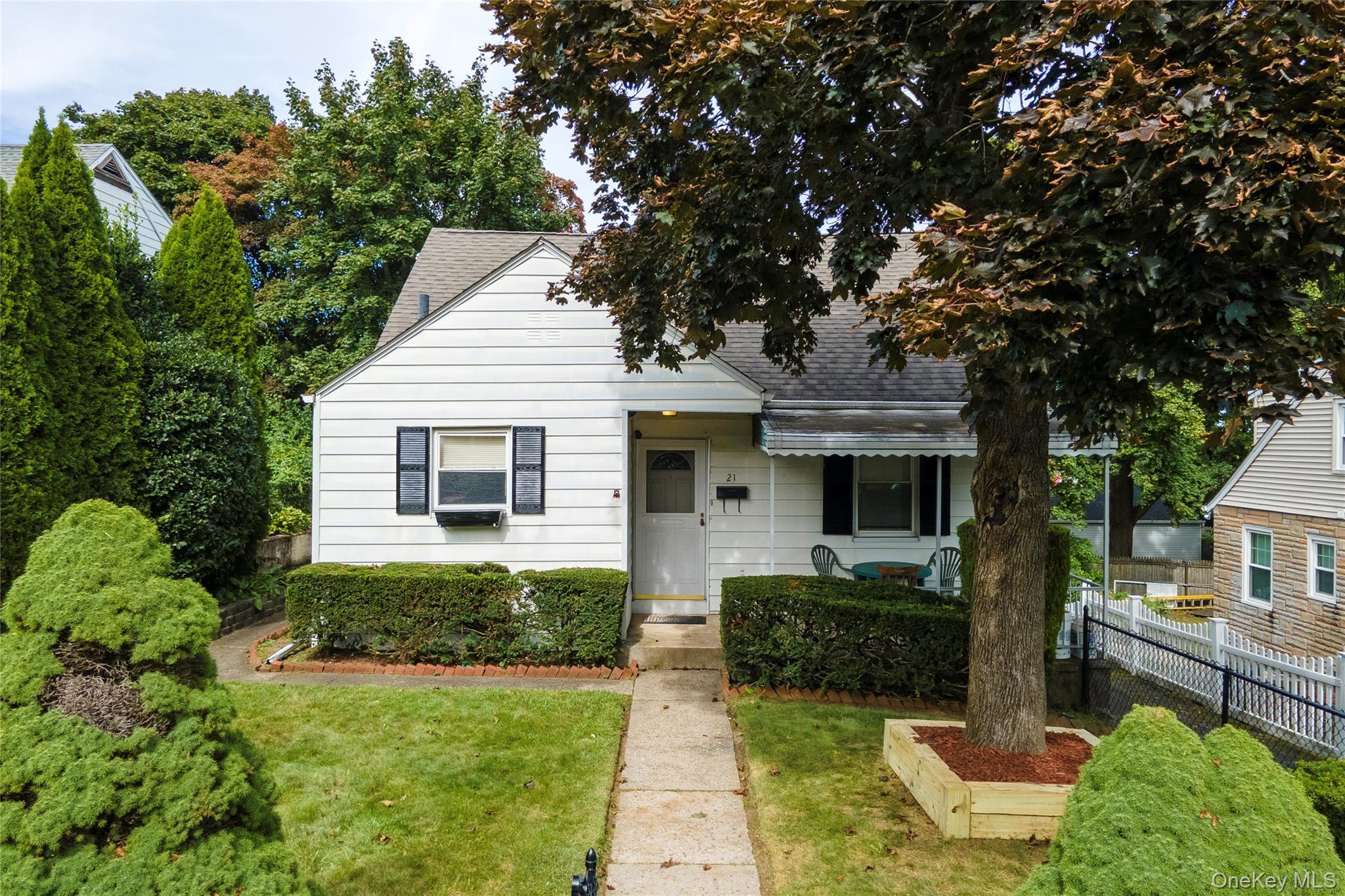 21 Annsville Trail – For Sale photo 31